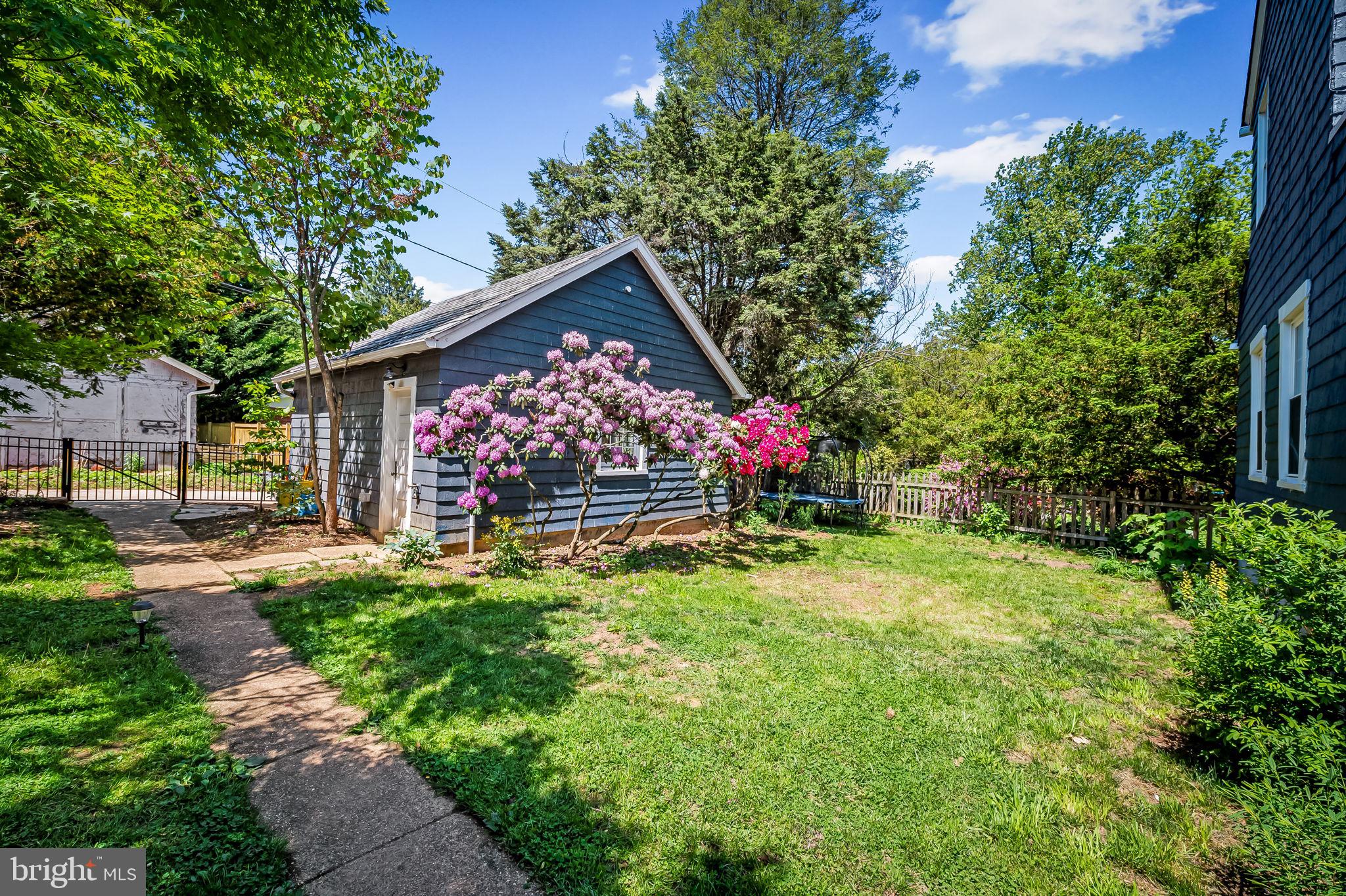 MOUNT WASHINGTON - Residential