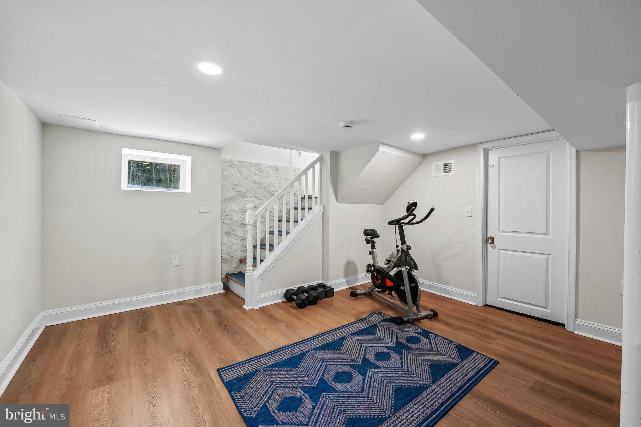 MOUNT WASHINGTON - Residential