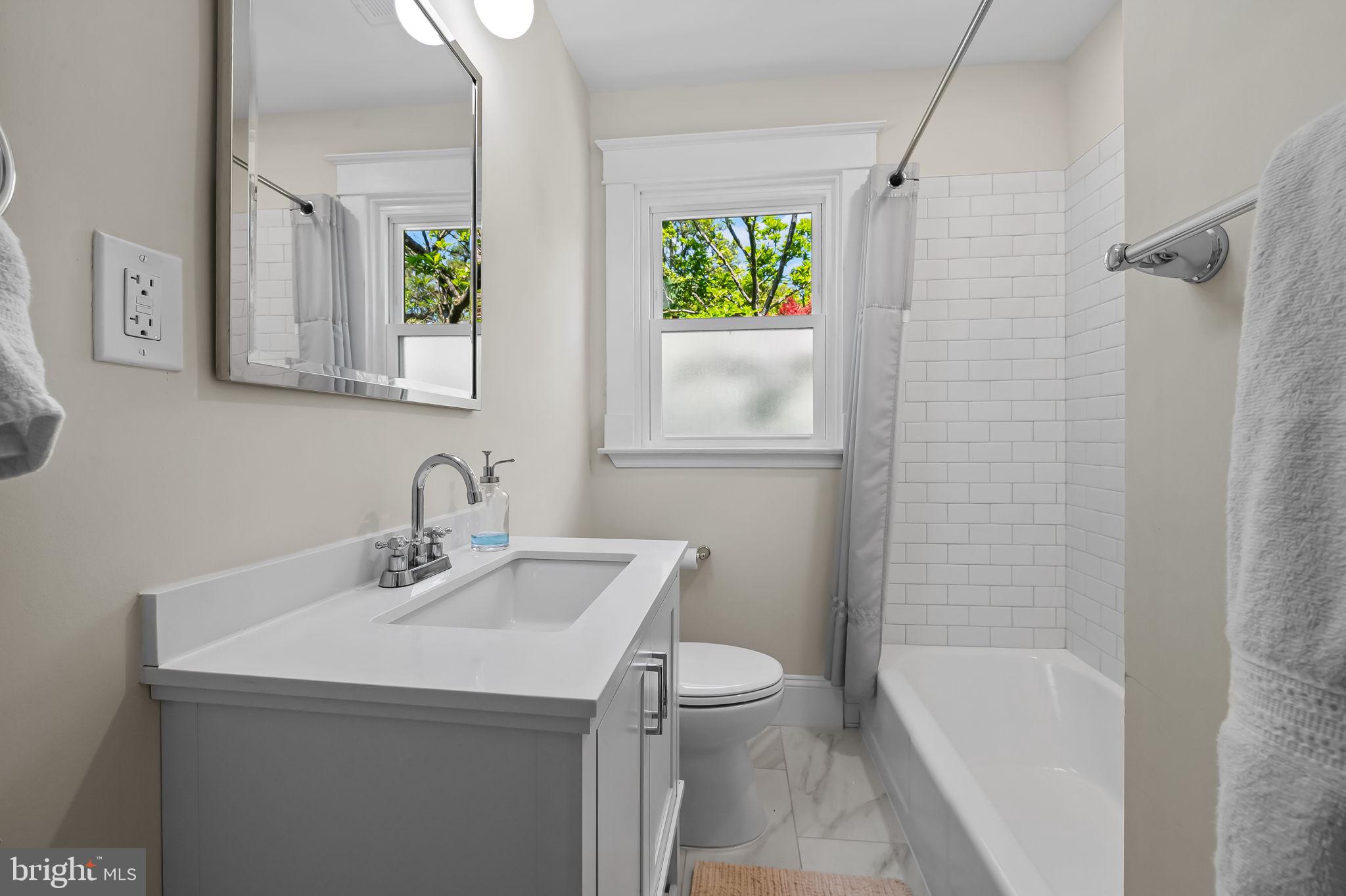 MOUNT WASHINGTON - Residential