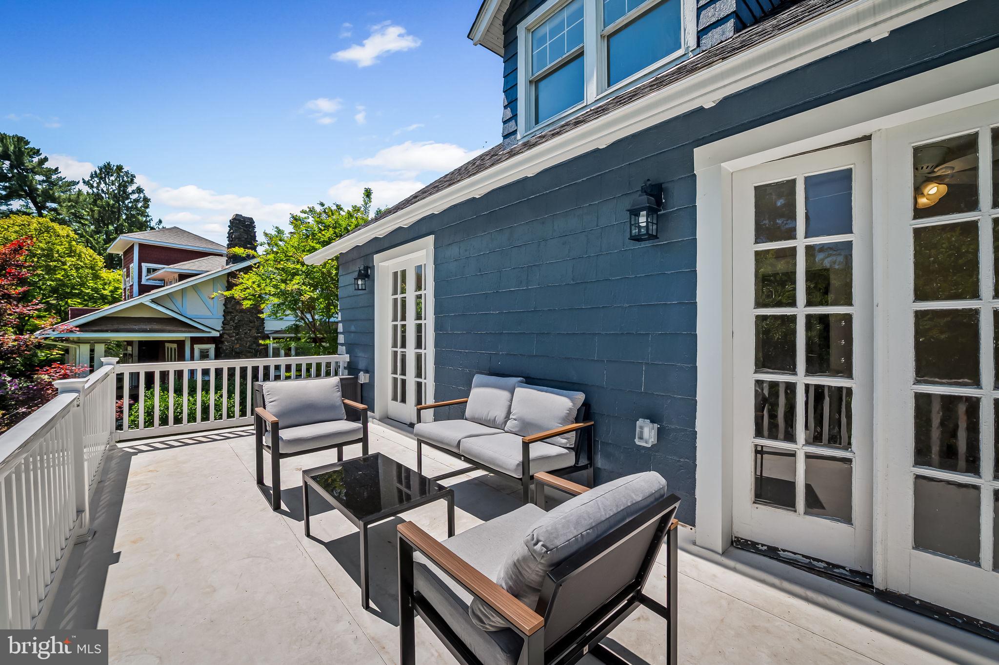 MOUNT WASHINGTON - Residential