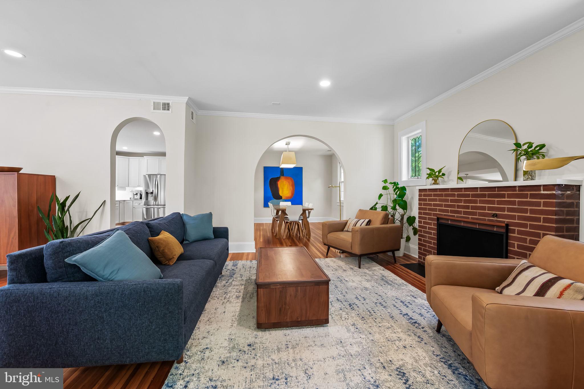 MOUNT WASHINGTON - Residential