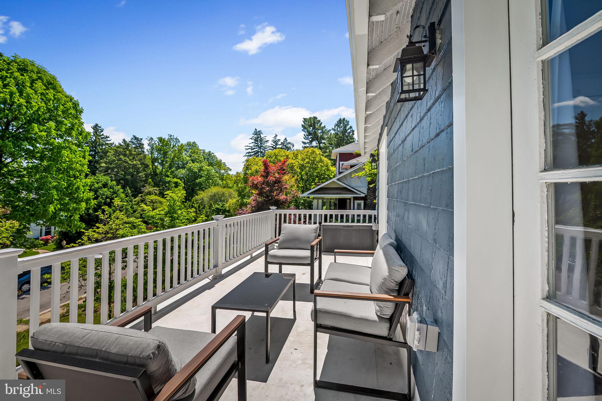 MOUNT WASHINGTON - Residential