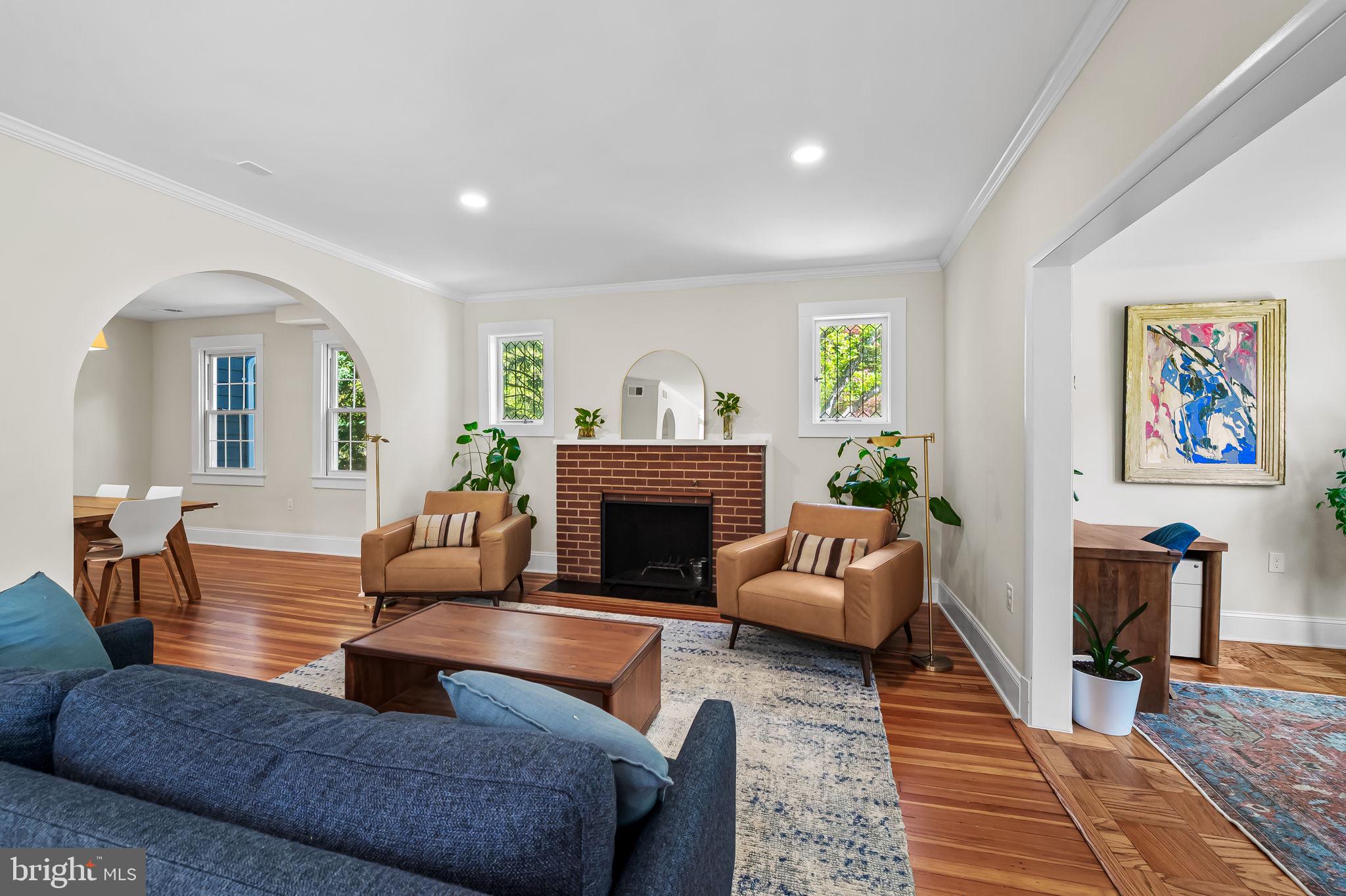 MOUNT WASHINGTON - Residential