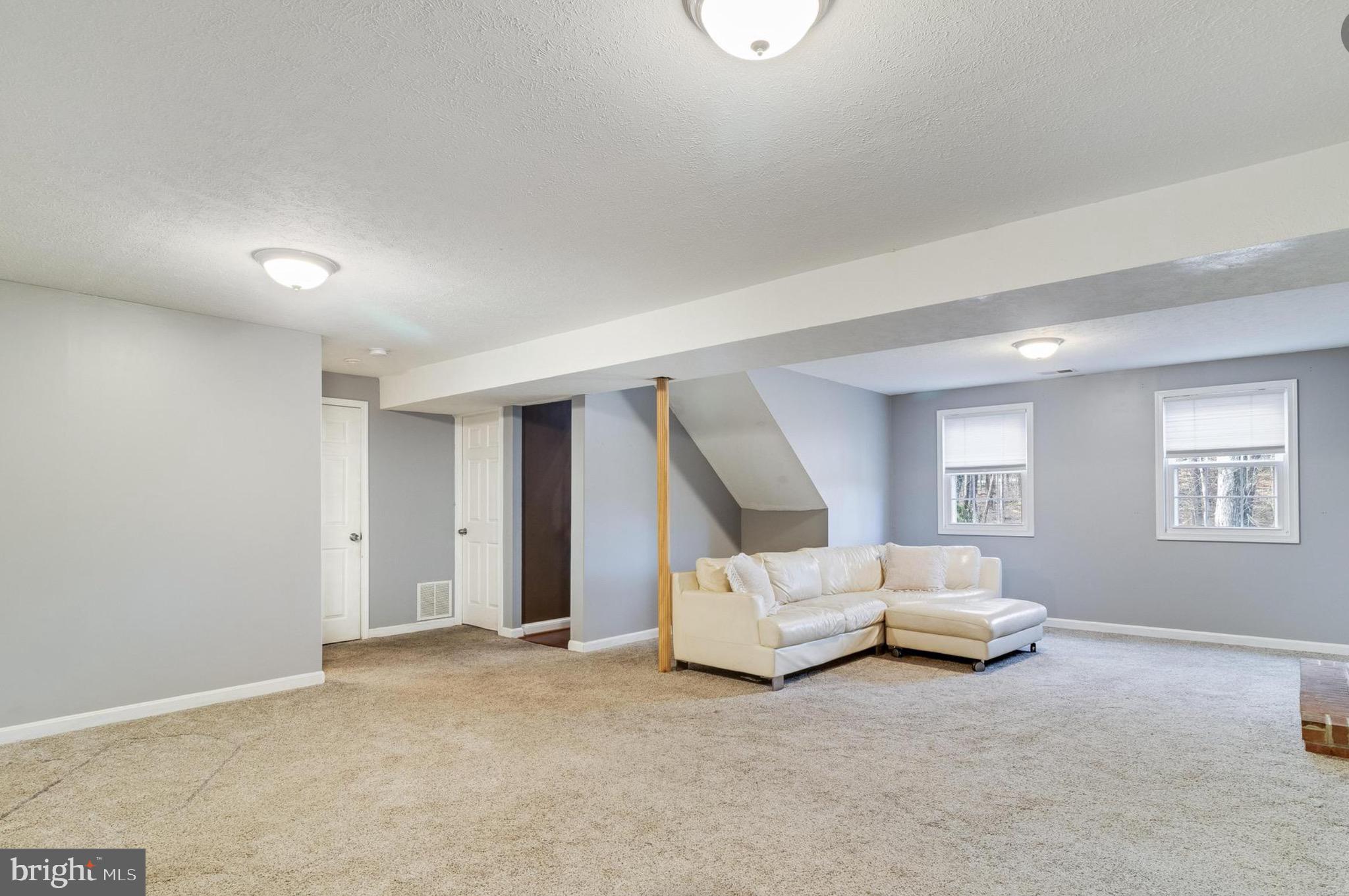 LAUREL BRANCH SUB - Residential