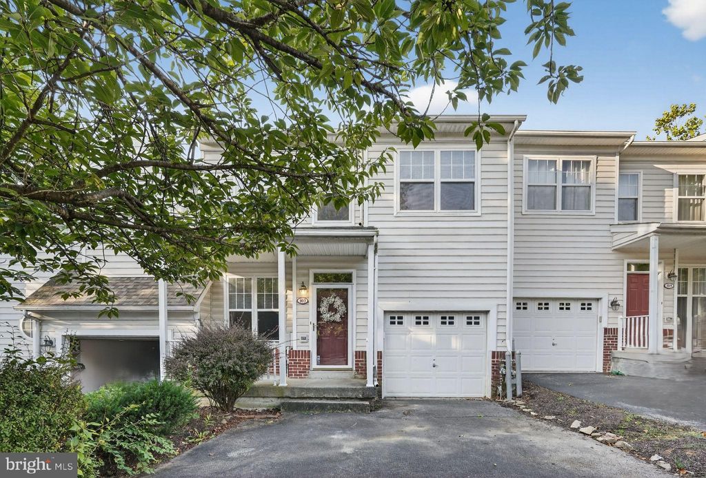Photo of 103 Elizabeth Court, MALVERN, PA 19355 (MLS # PACT2110018)