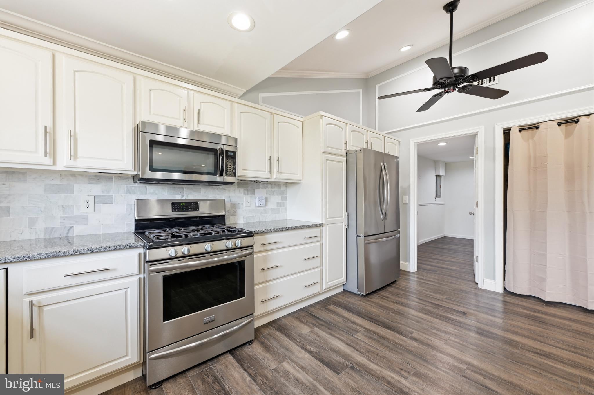 48 BEECHTREE ROAD