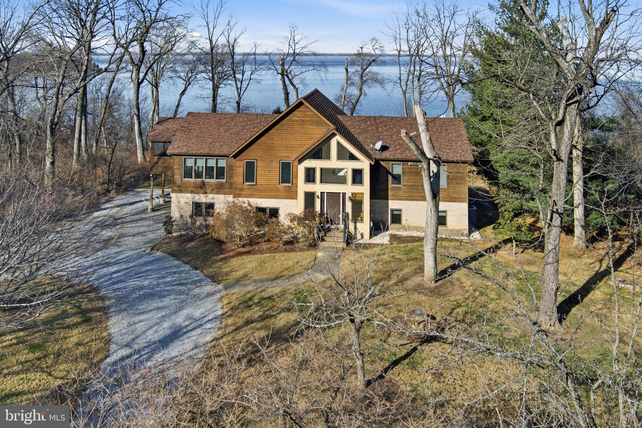 KINNAIRDS POINT - Residential