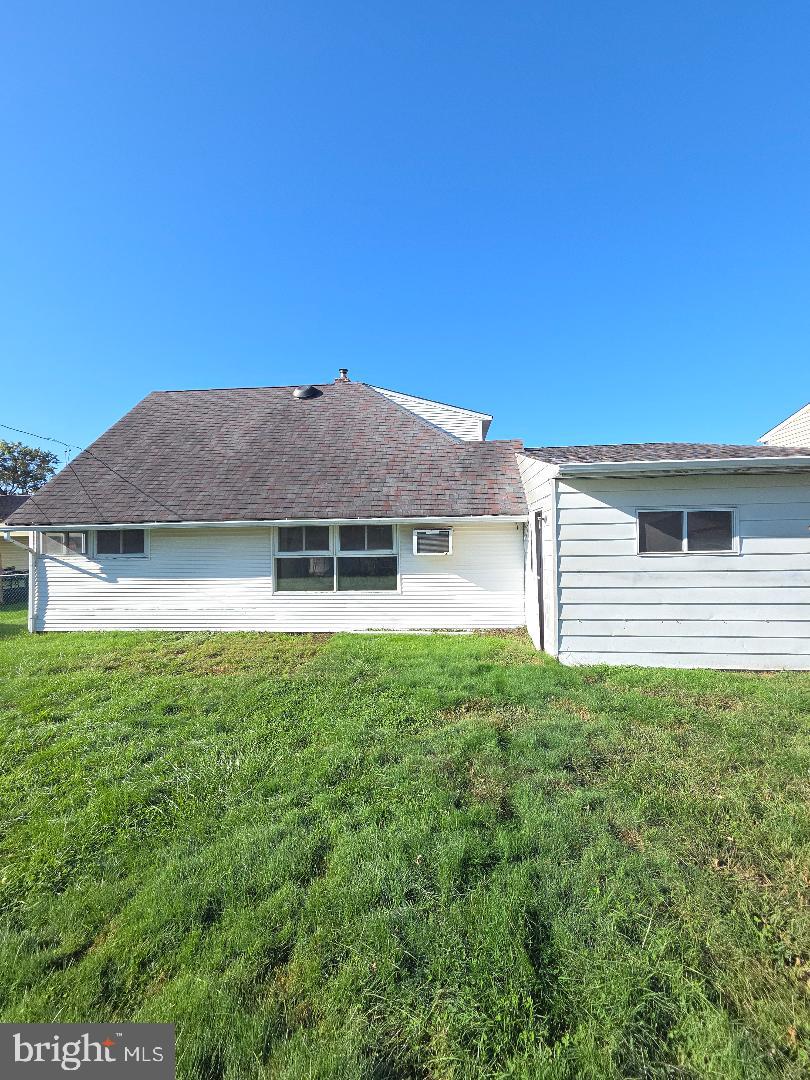6 CORNFLOWER LANE