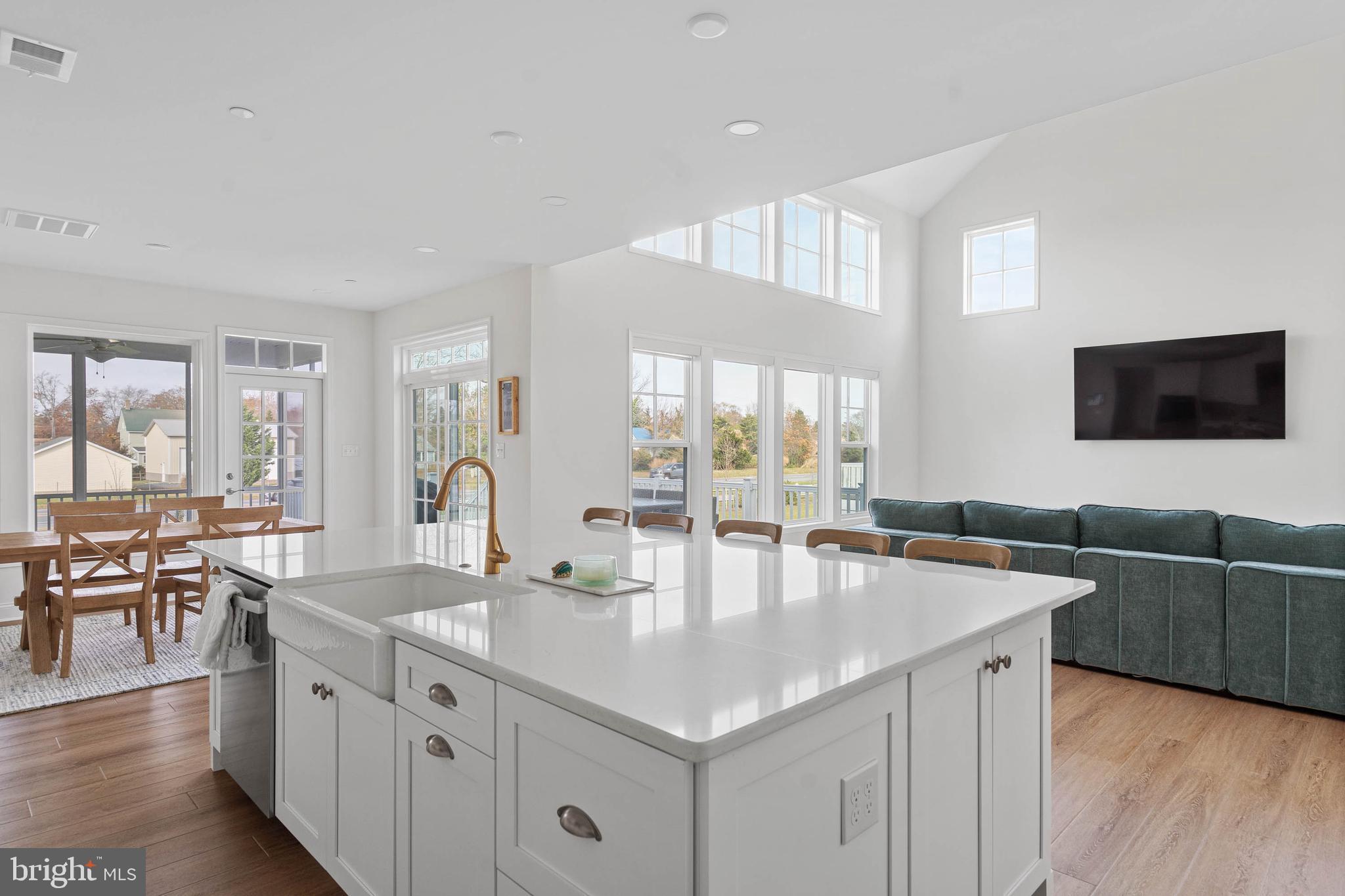 OLDE TOWN - Residential