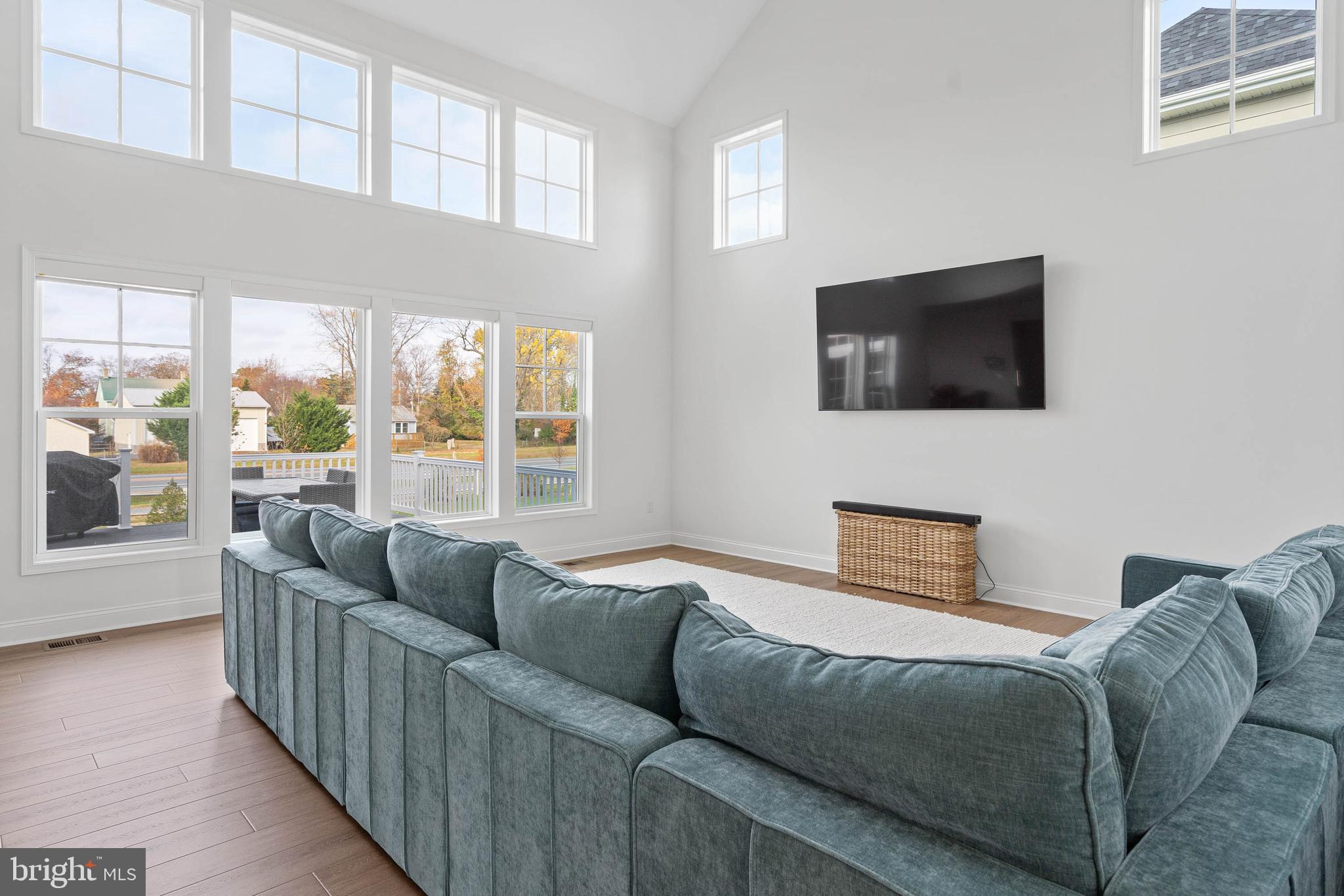 OLDE TOWN - Residential