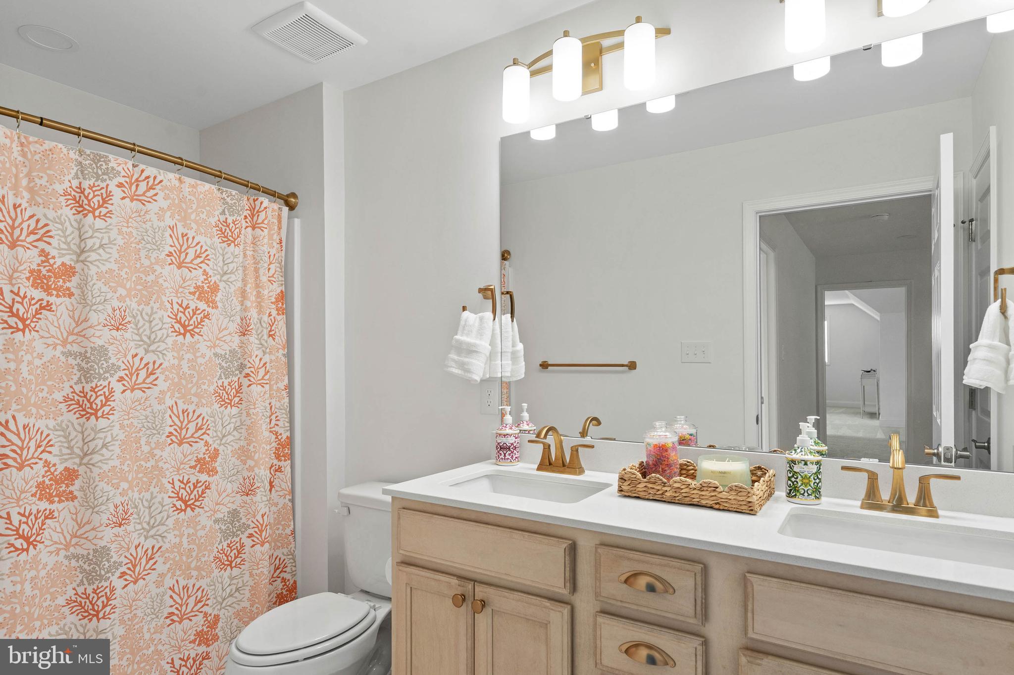 OLDE TOWN - Residential