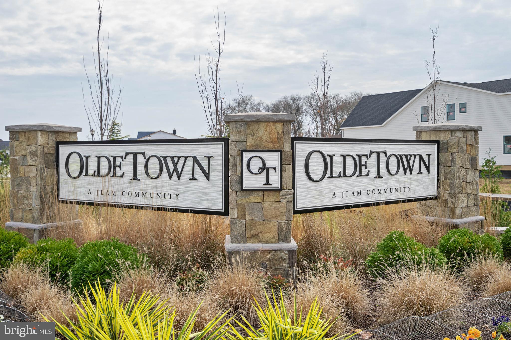 OLDE TOWN - Residential