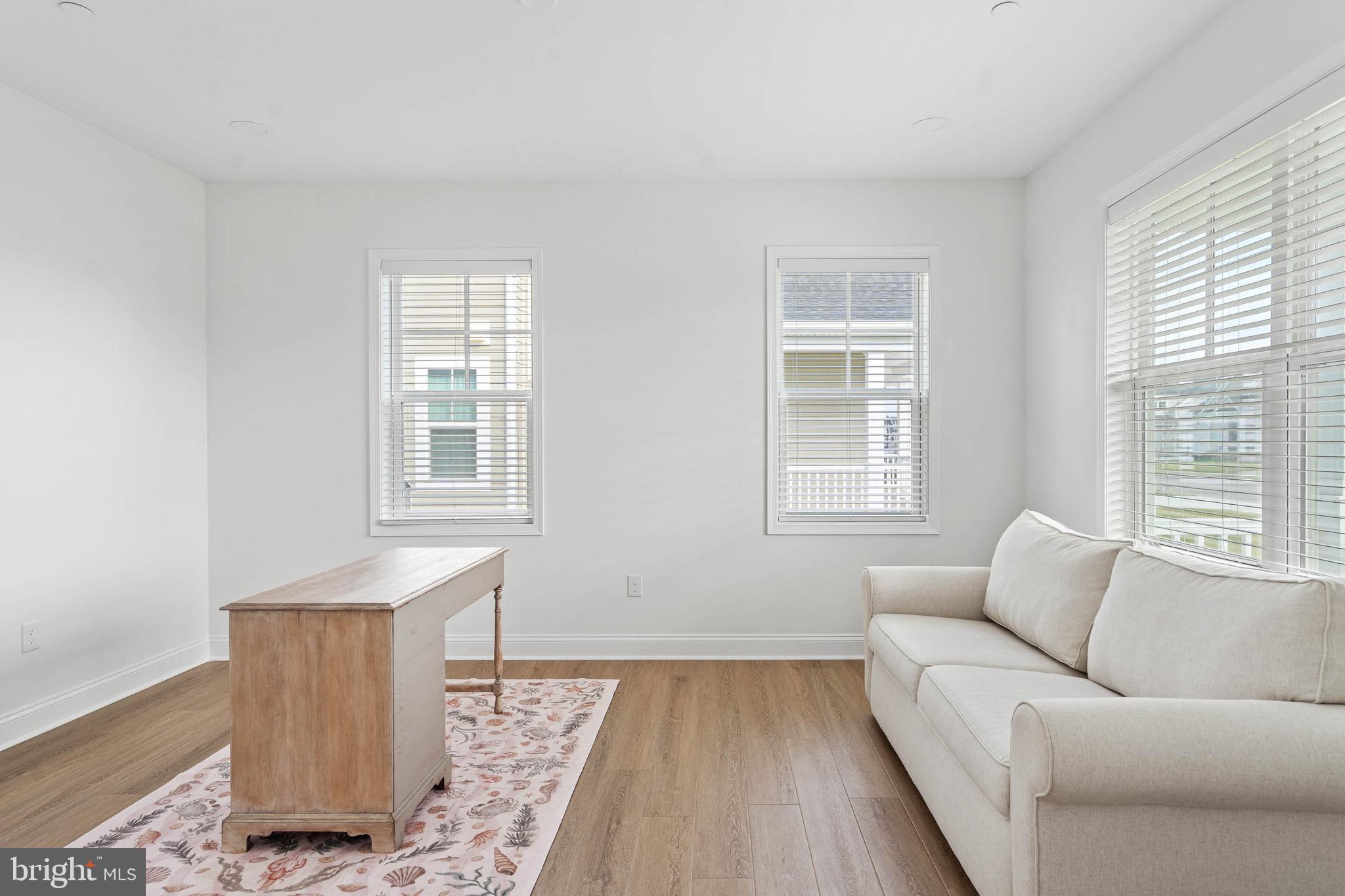 OLDE TOWN - Residential