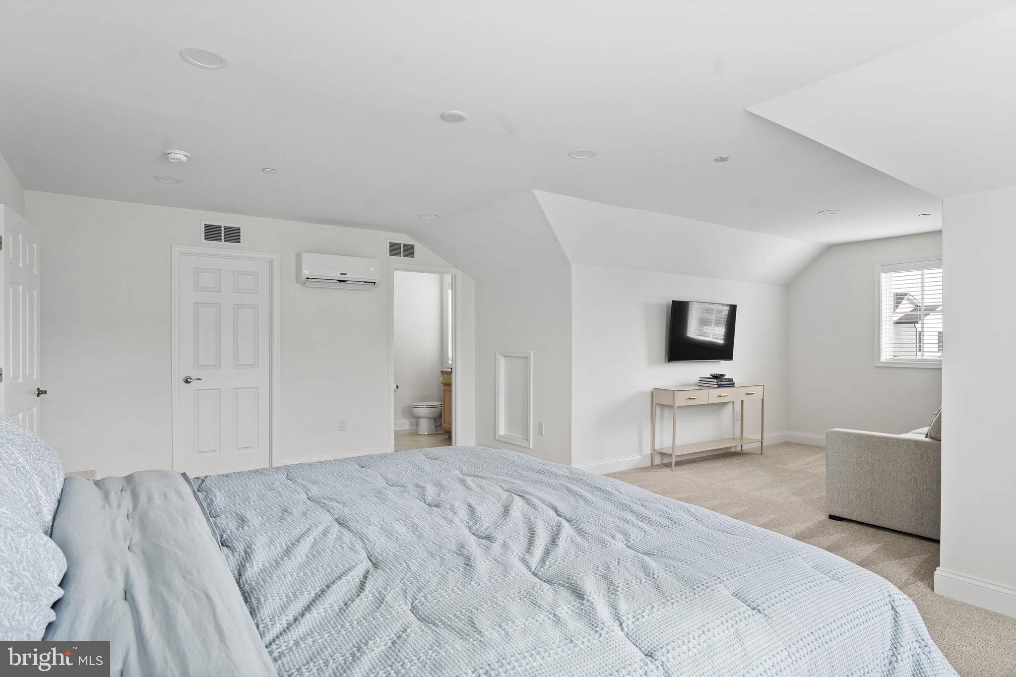 OLDE TOWN - Residential