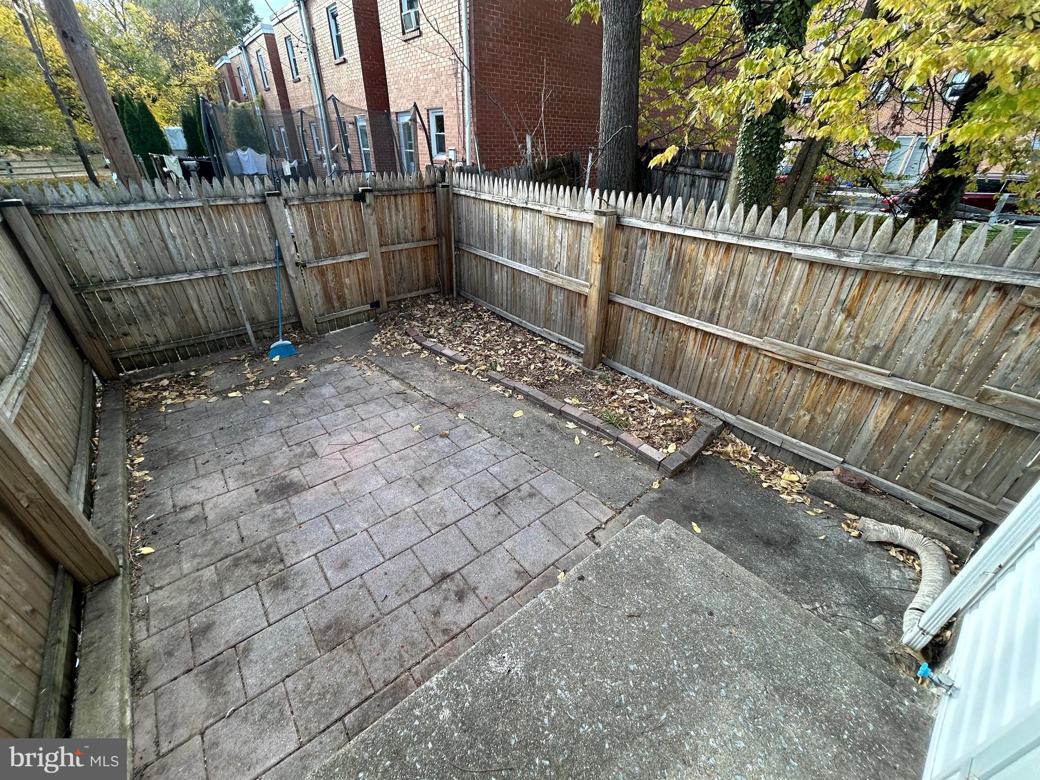 MIDTOWN HARRISBURG - Residential Lease