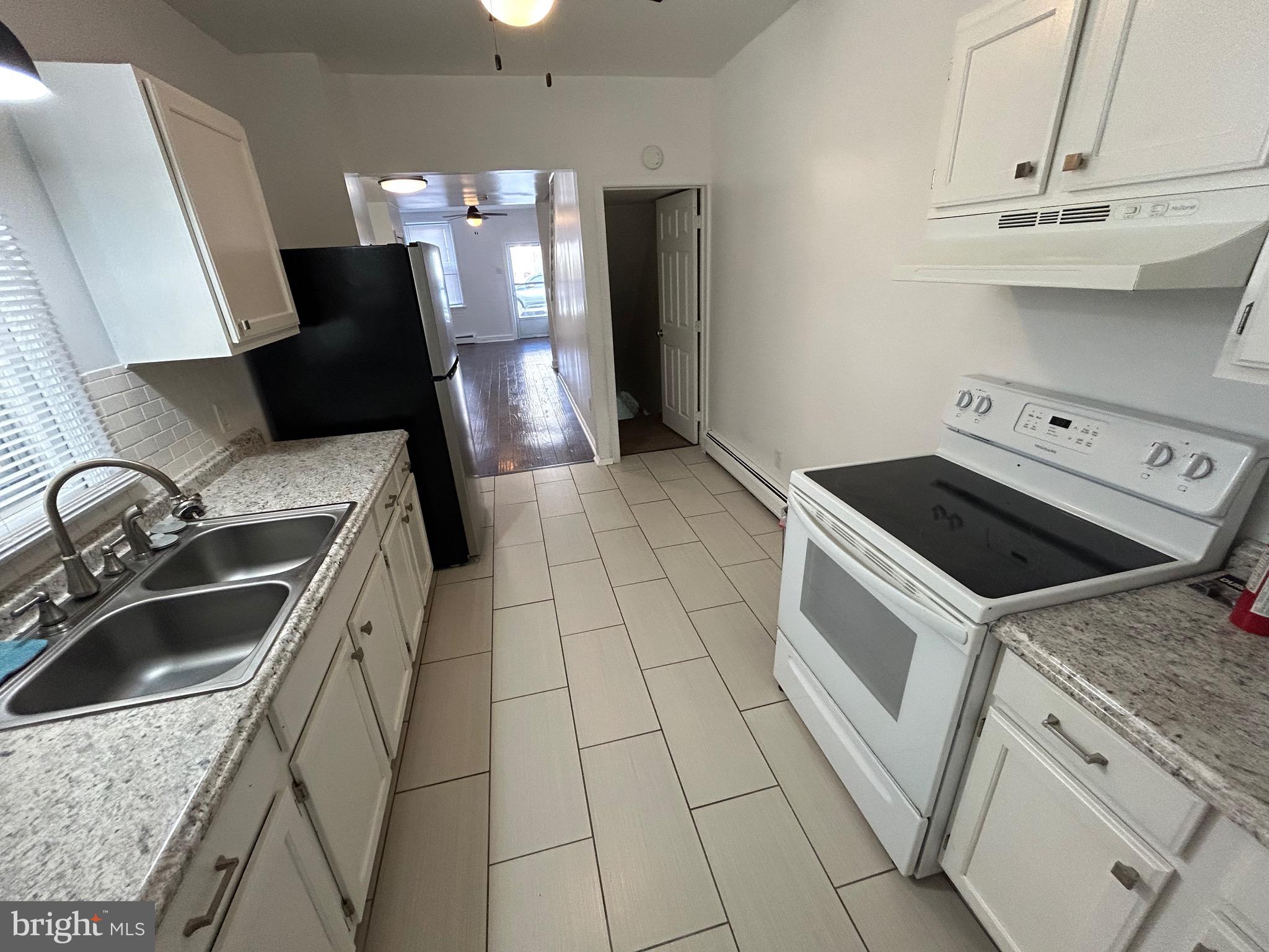 MIDTOWN HARRISBURG - Residential Lease