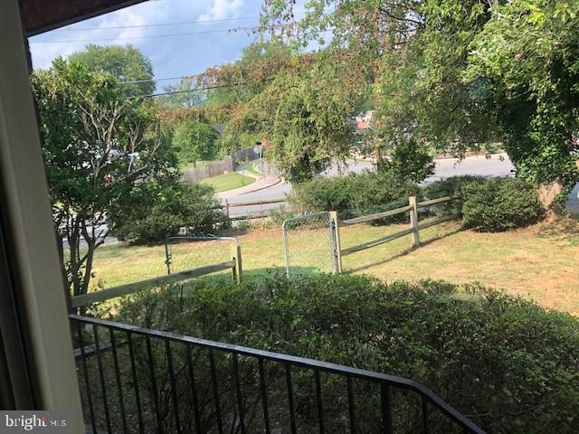 BROYHILL PARK - Residential Lease