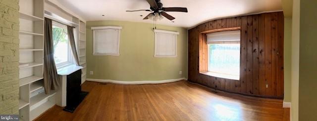 BROYHILL PARK - Residential Lease