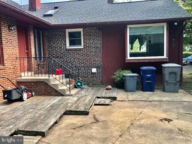 BROYHILL PARK - Residential Lease