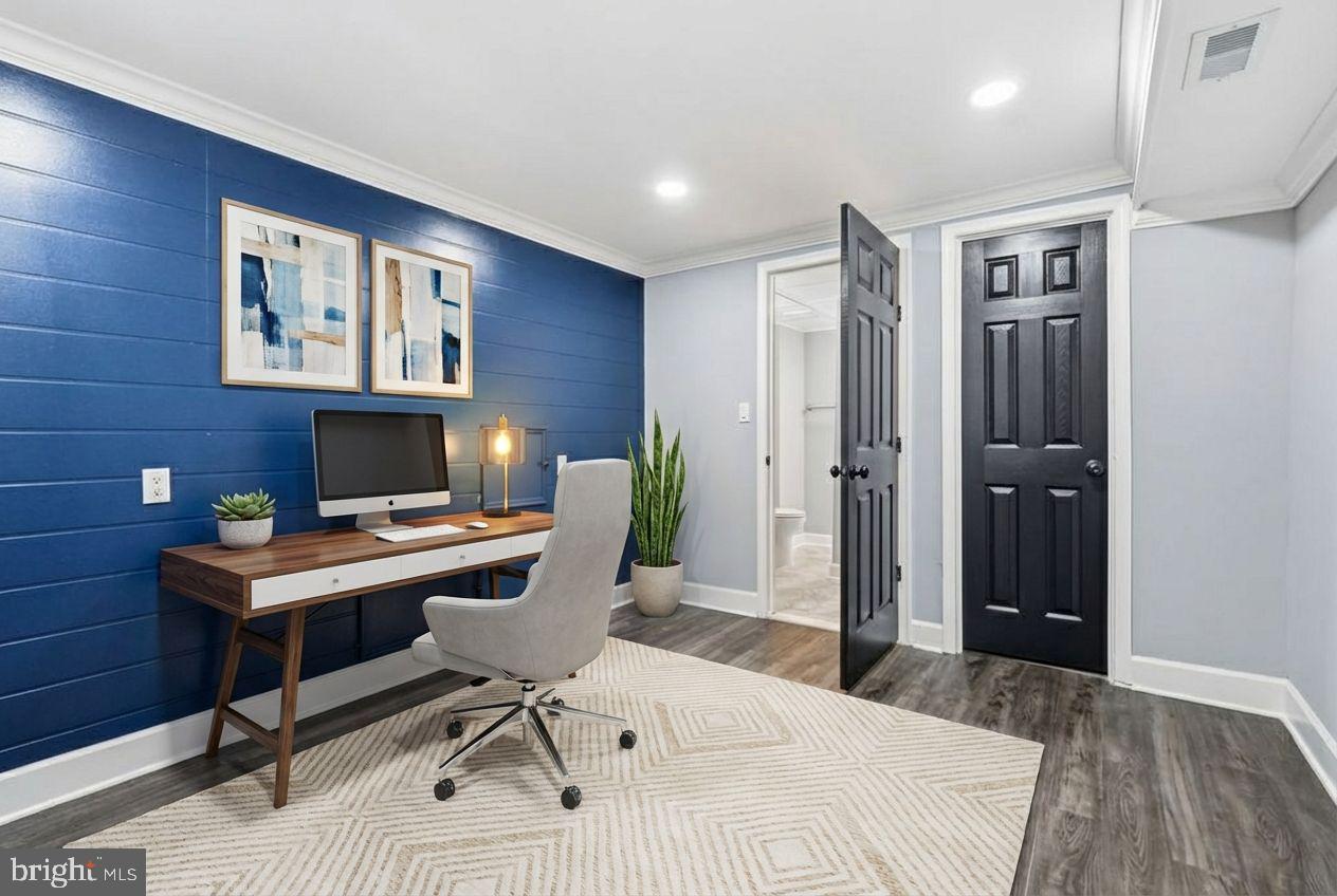 WESTMINSTER ELECTION DISTRICT - Residential