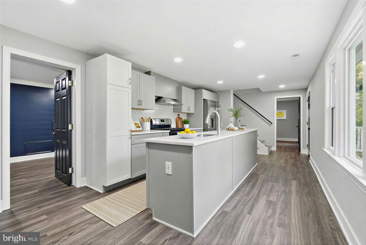 WESTMINSTER ELECTION DISTRICT - Residential