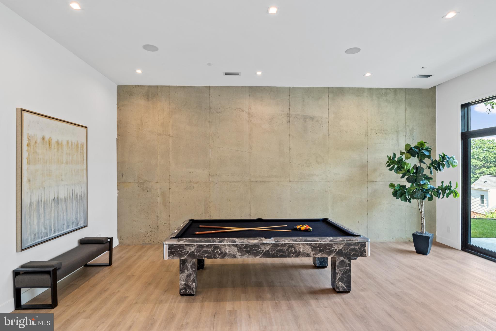 MAPLEWOOD - Residential