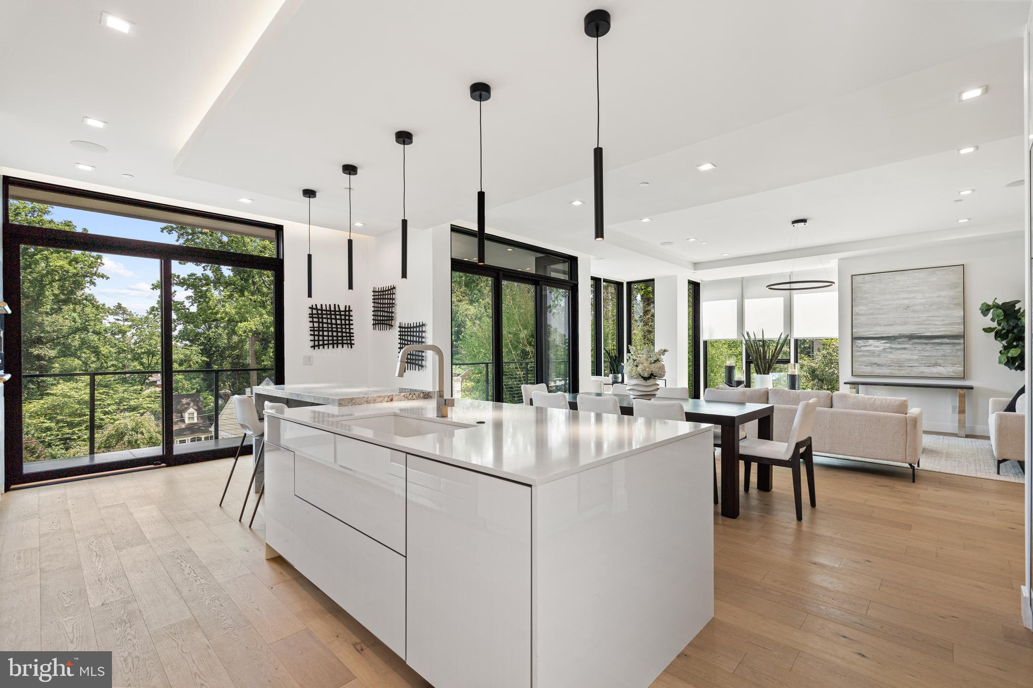 MAPLEWOOD - Residential