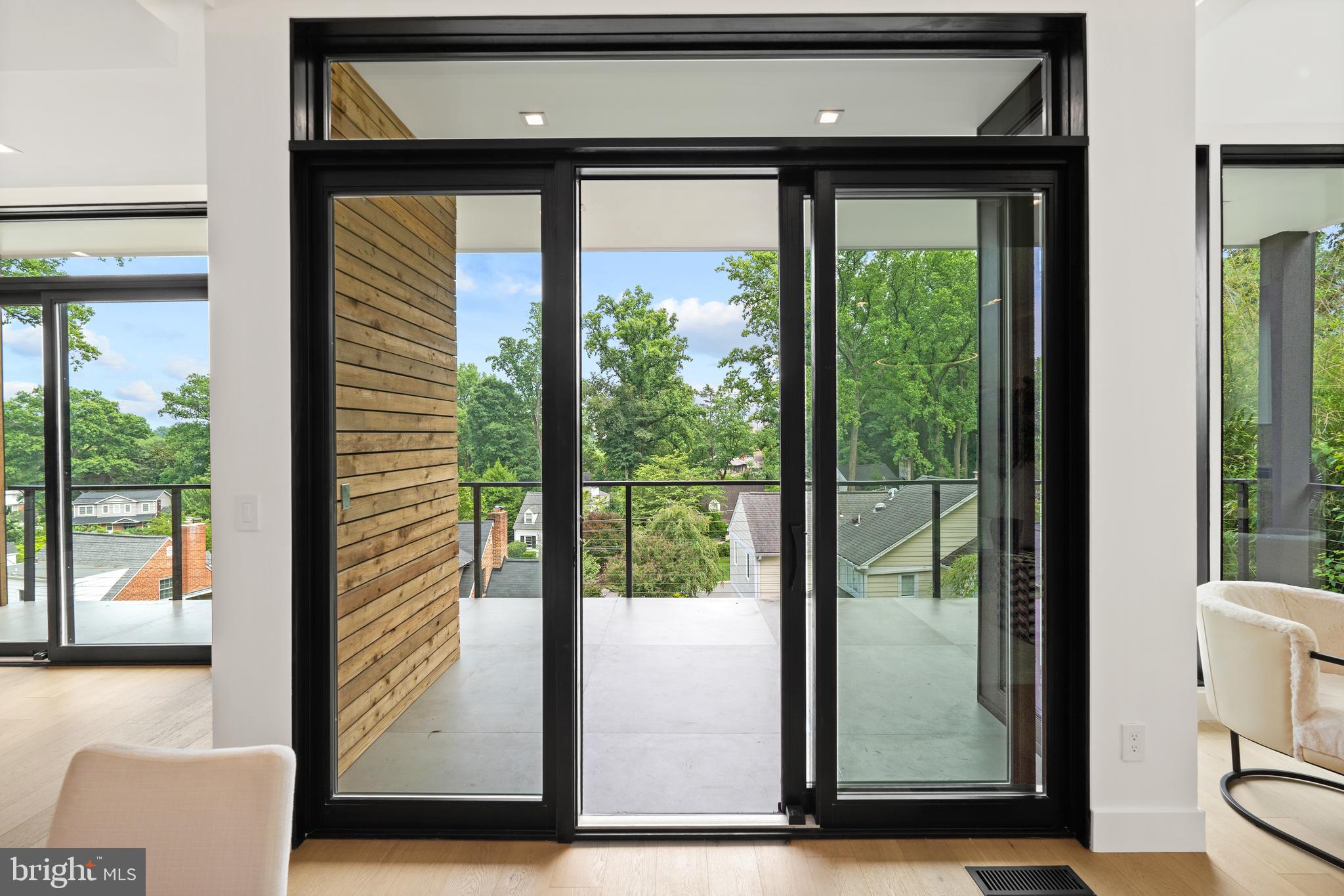 MAPLEWOOD - Residential