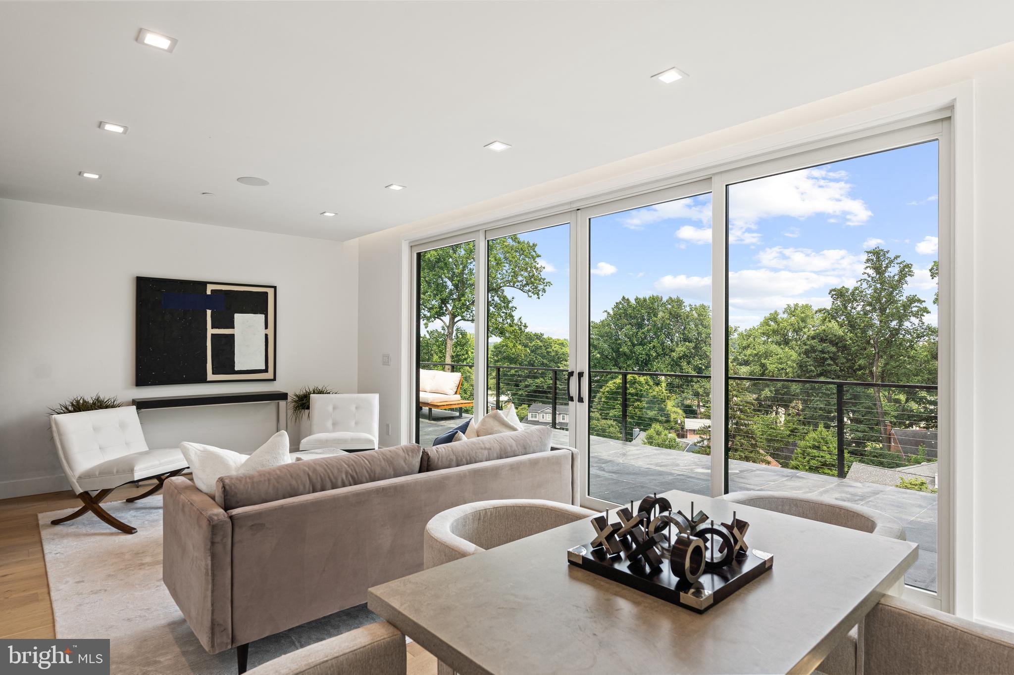 MAPLEWOOD - Residential