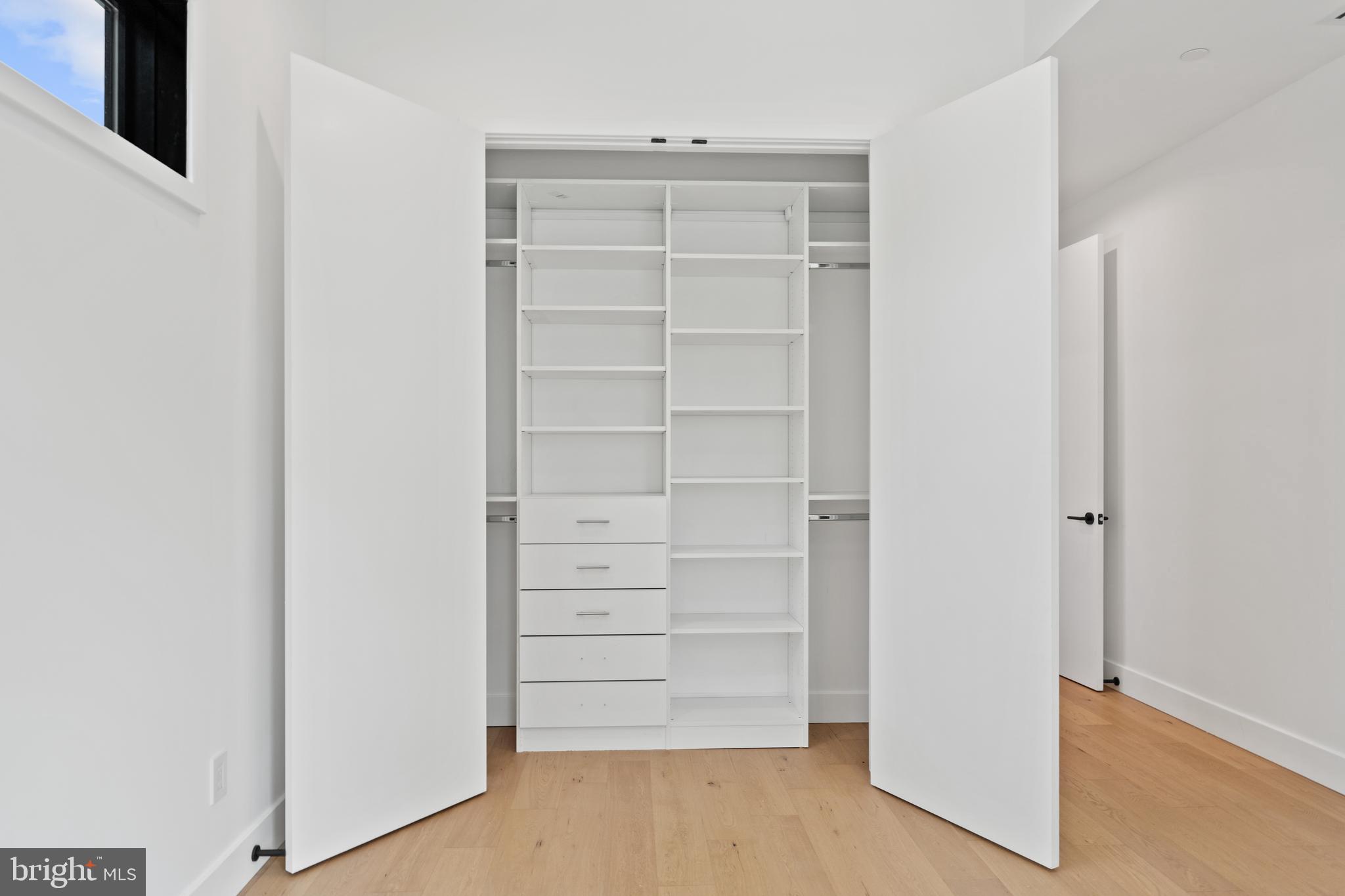 MAPLEWOOD - Residential