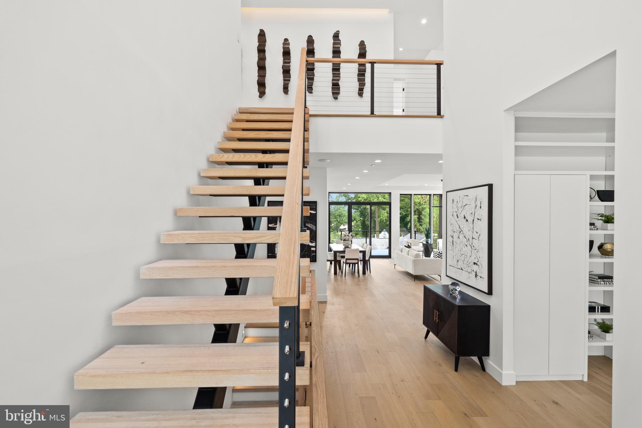 MAPLEWOOD - Residential