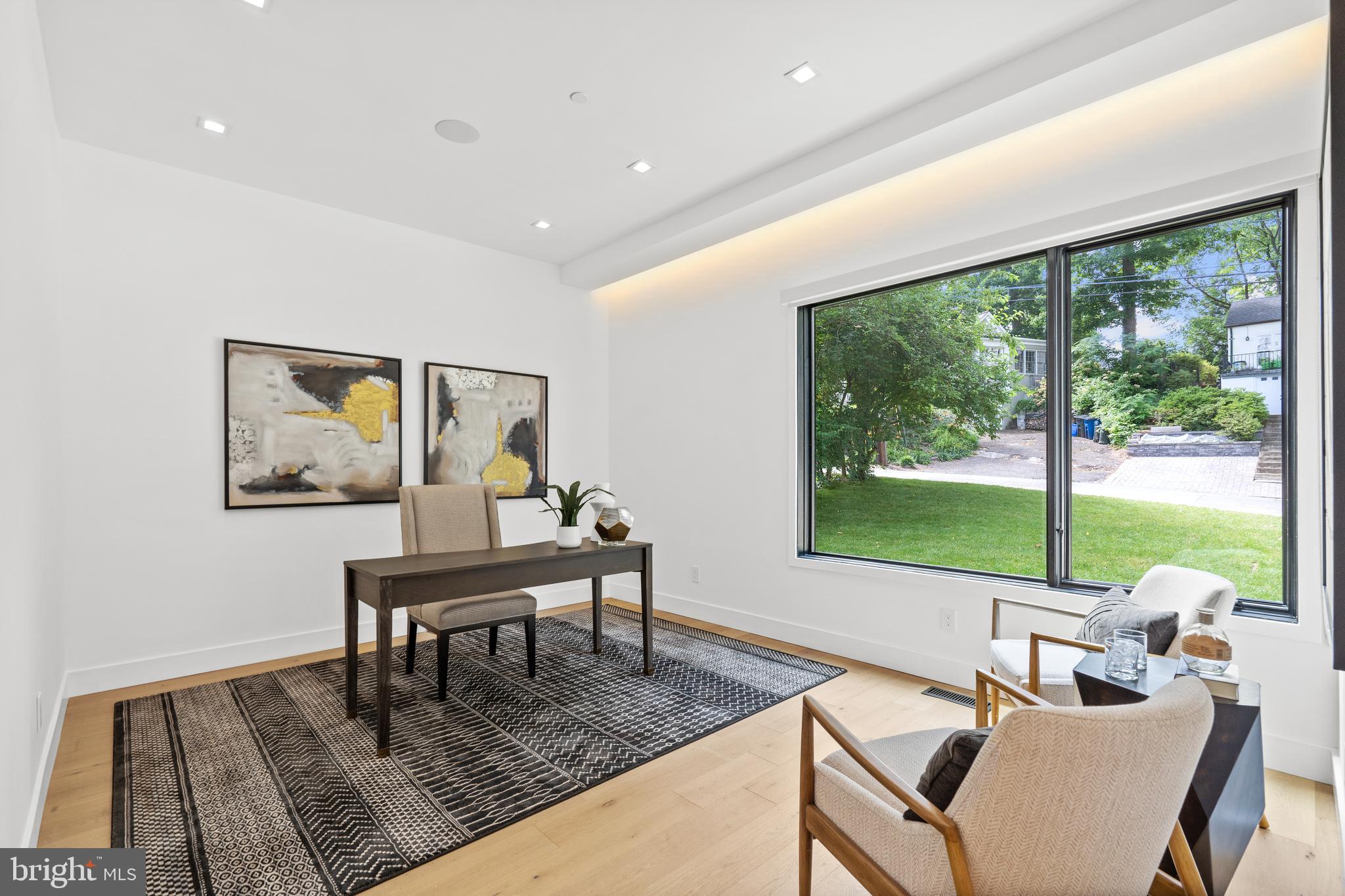 MAPLEWOOD - Residential