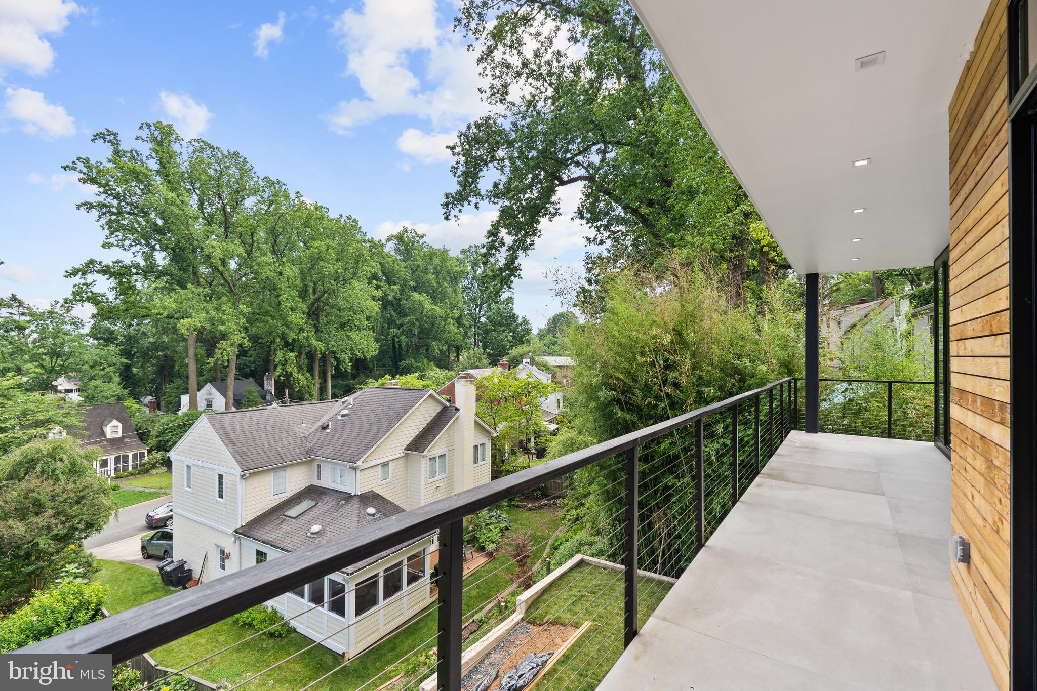 MAPLEWOOD - Residential