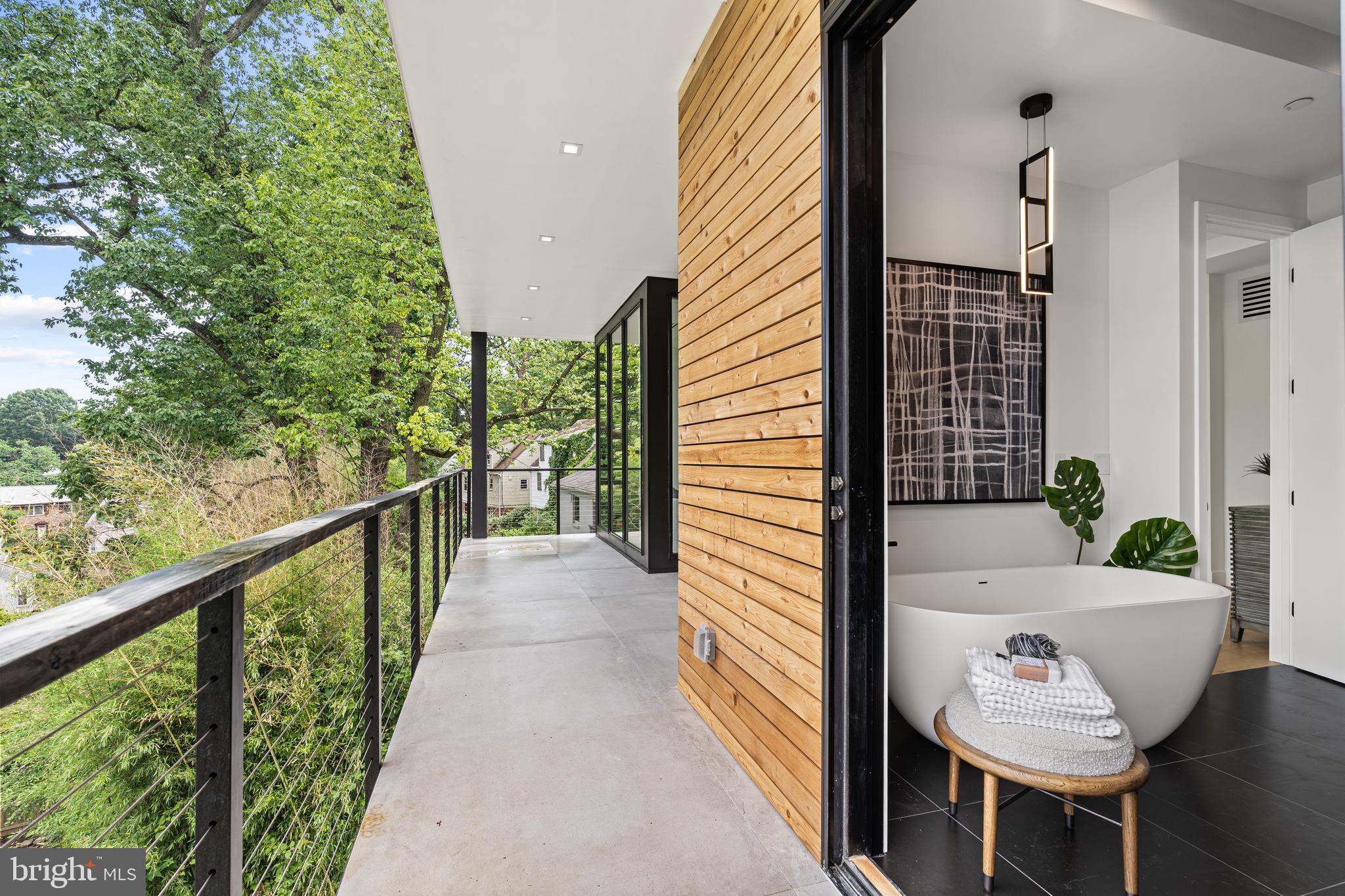 MAPLEWOOD - Residential