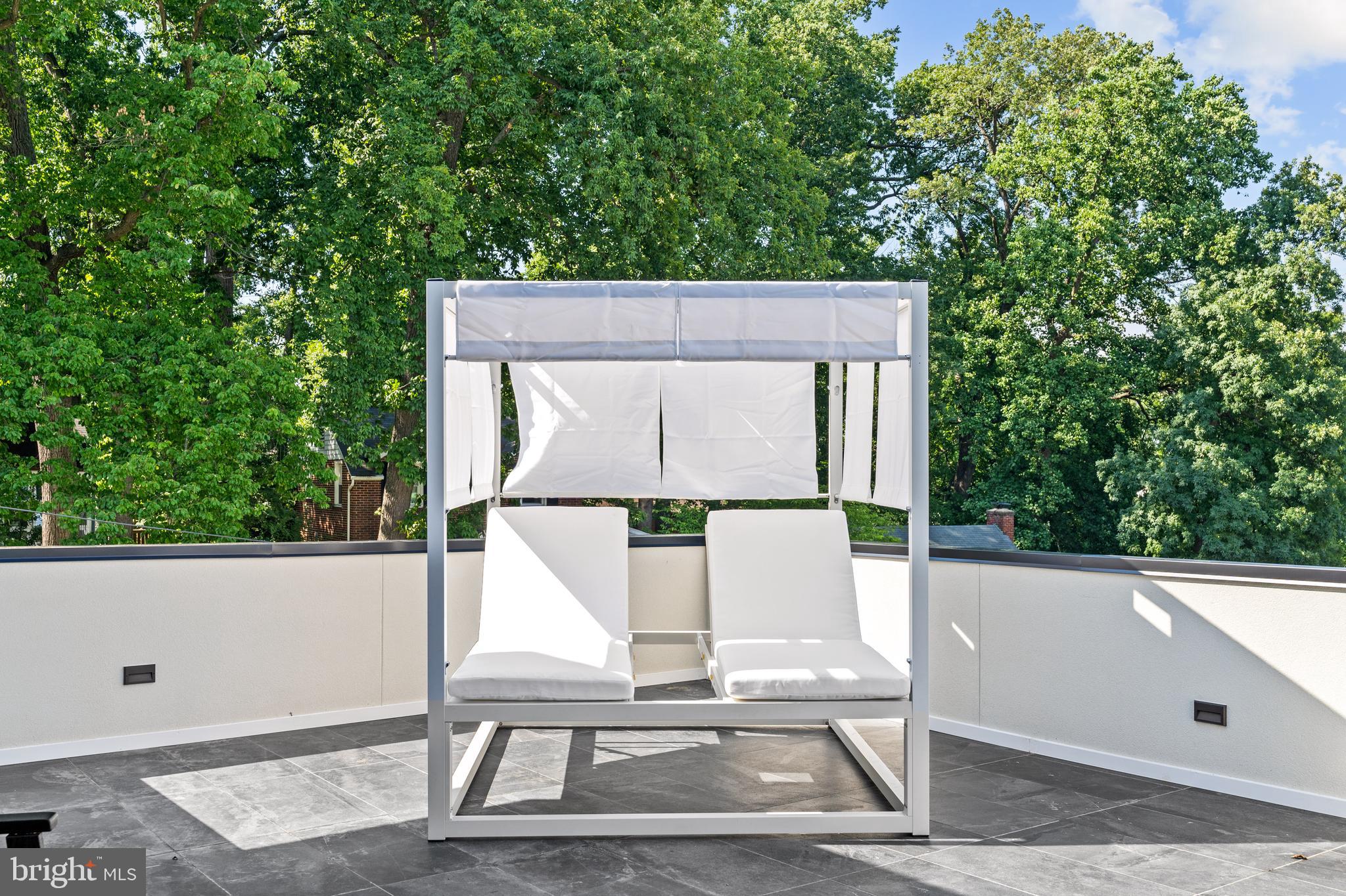 MAPLEWOOD - Residential