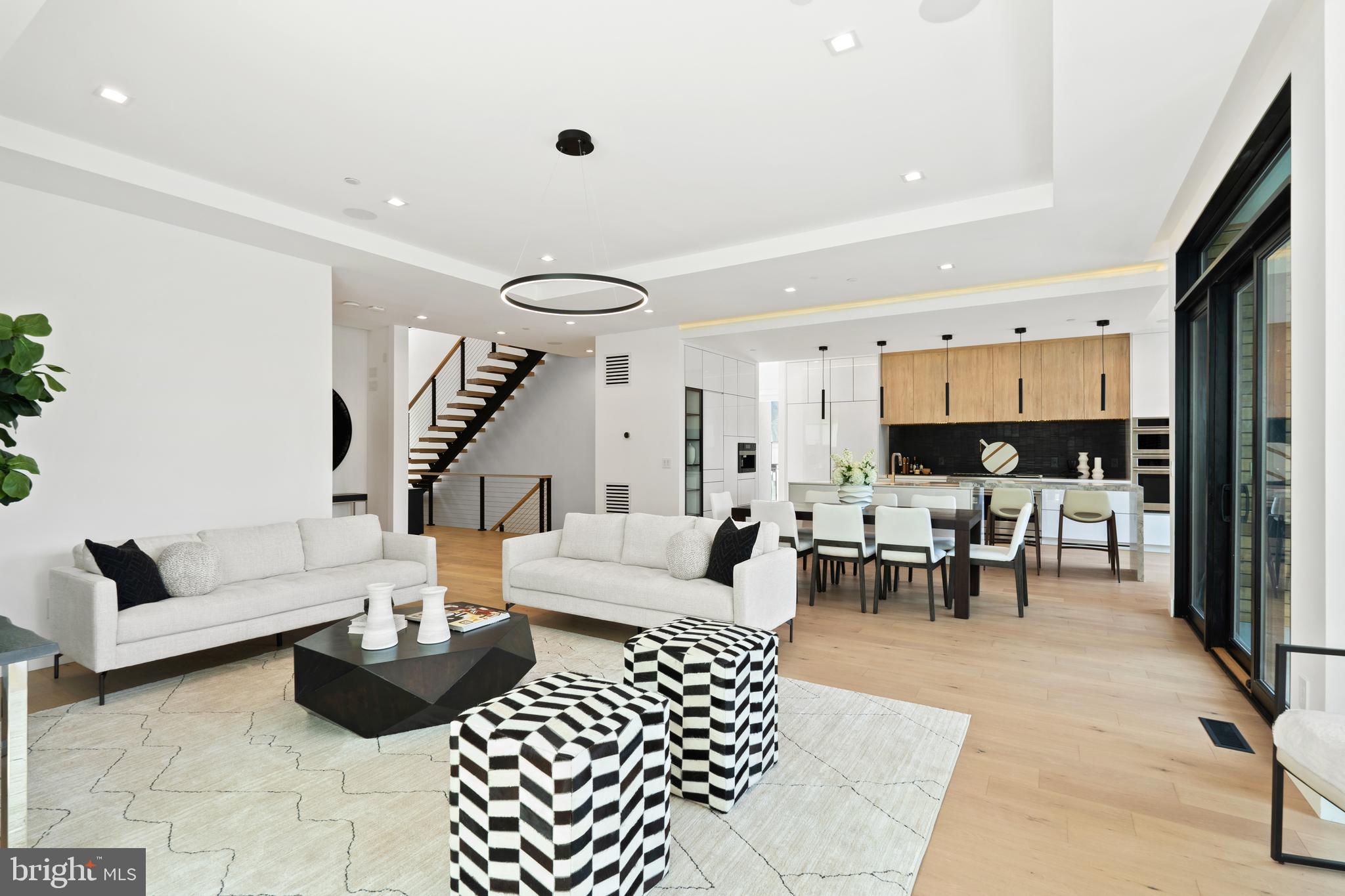 MAPLEWOOD - Residential