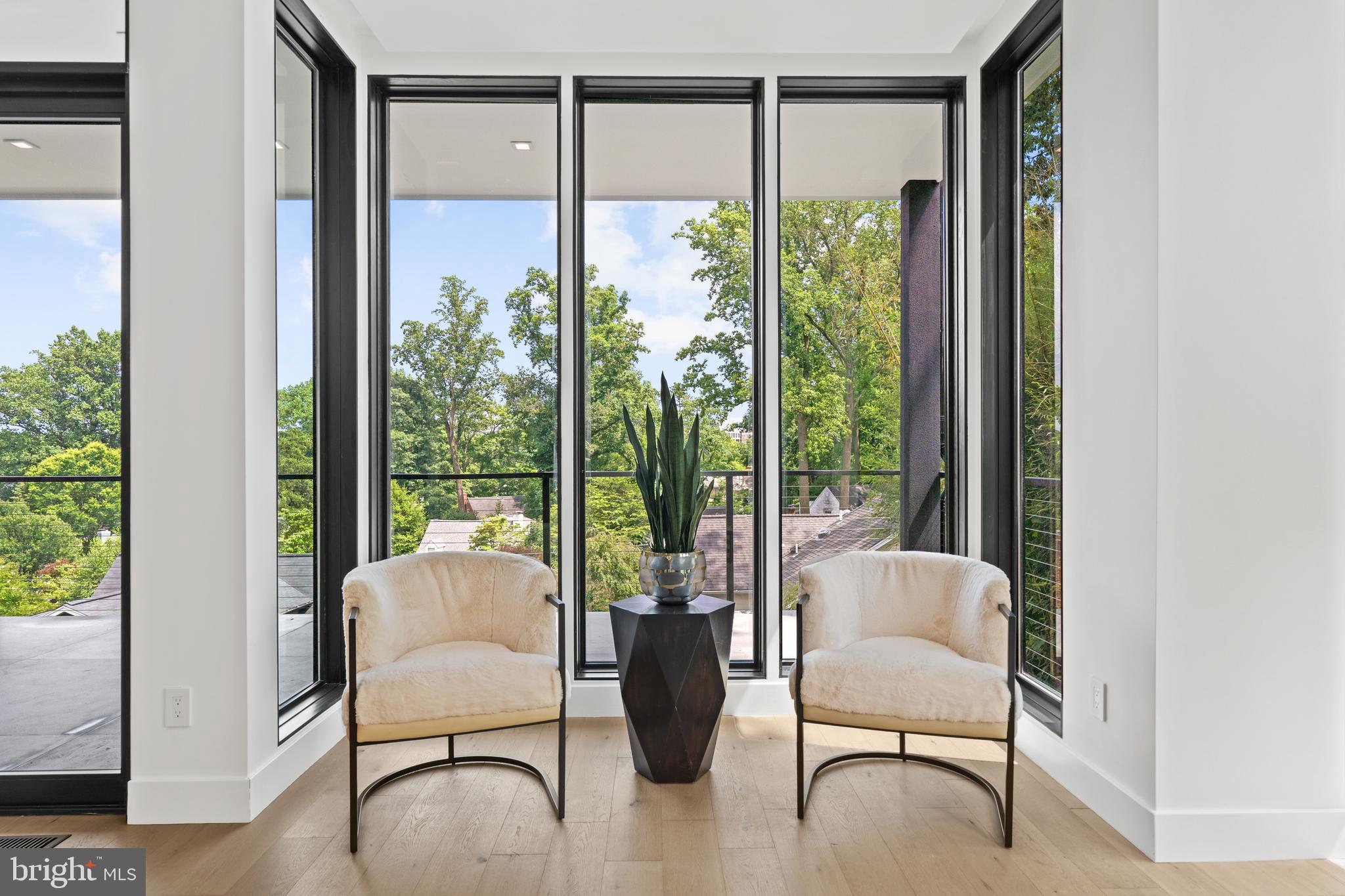 MAPLEWOOD - Residential