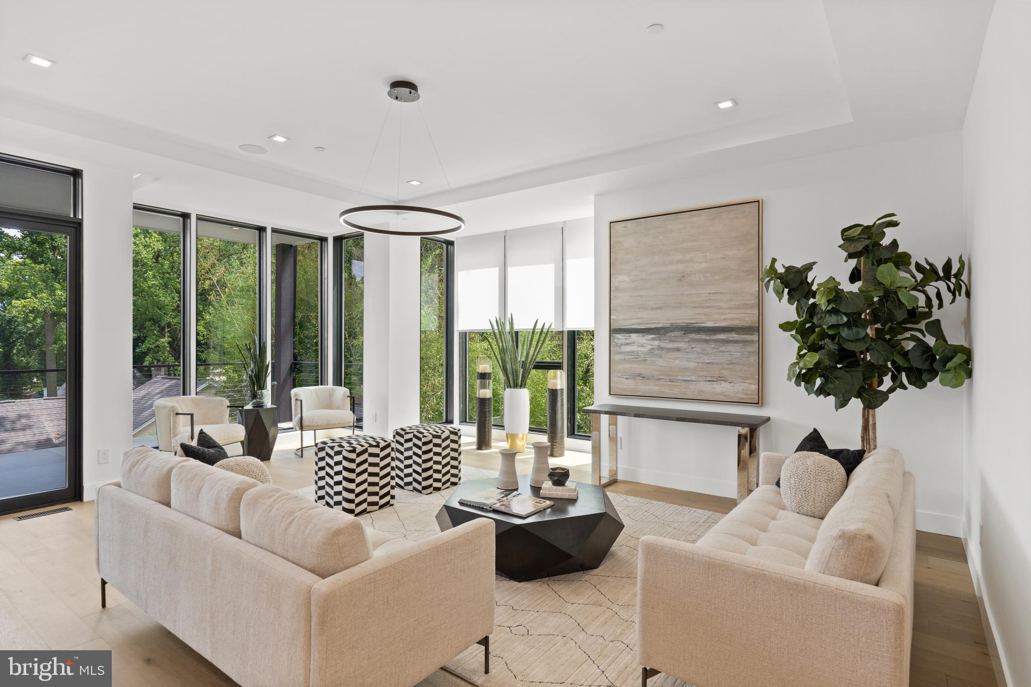 MAPLEWOOD - Residential