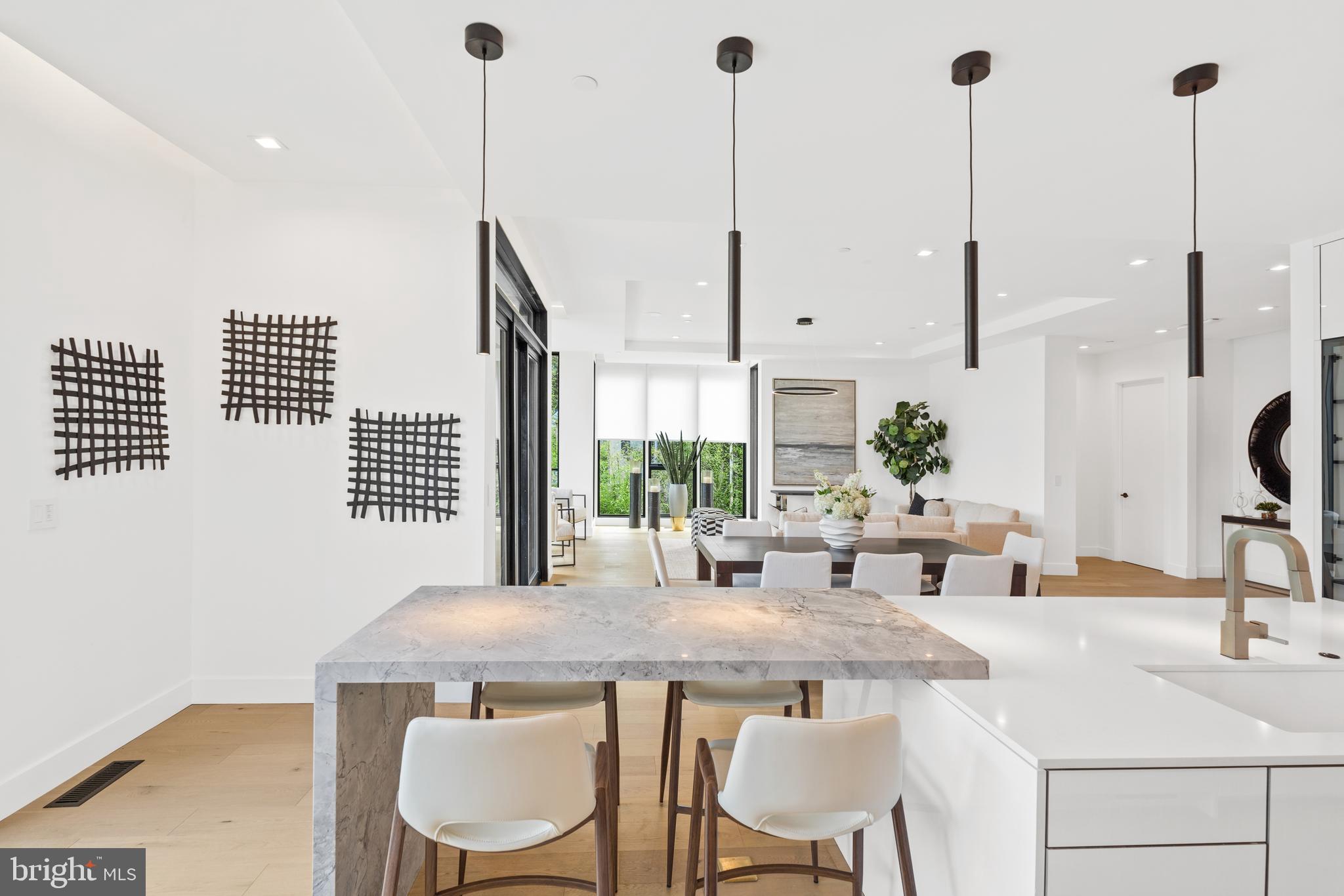 MAPLEWOOD - Residential