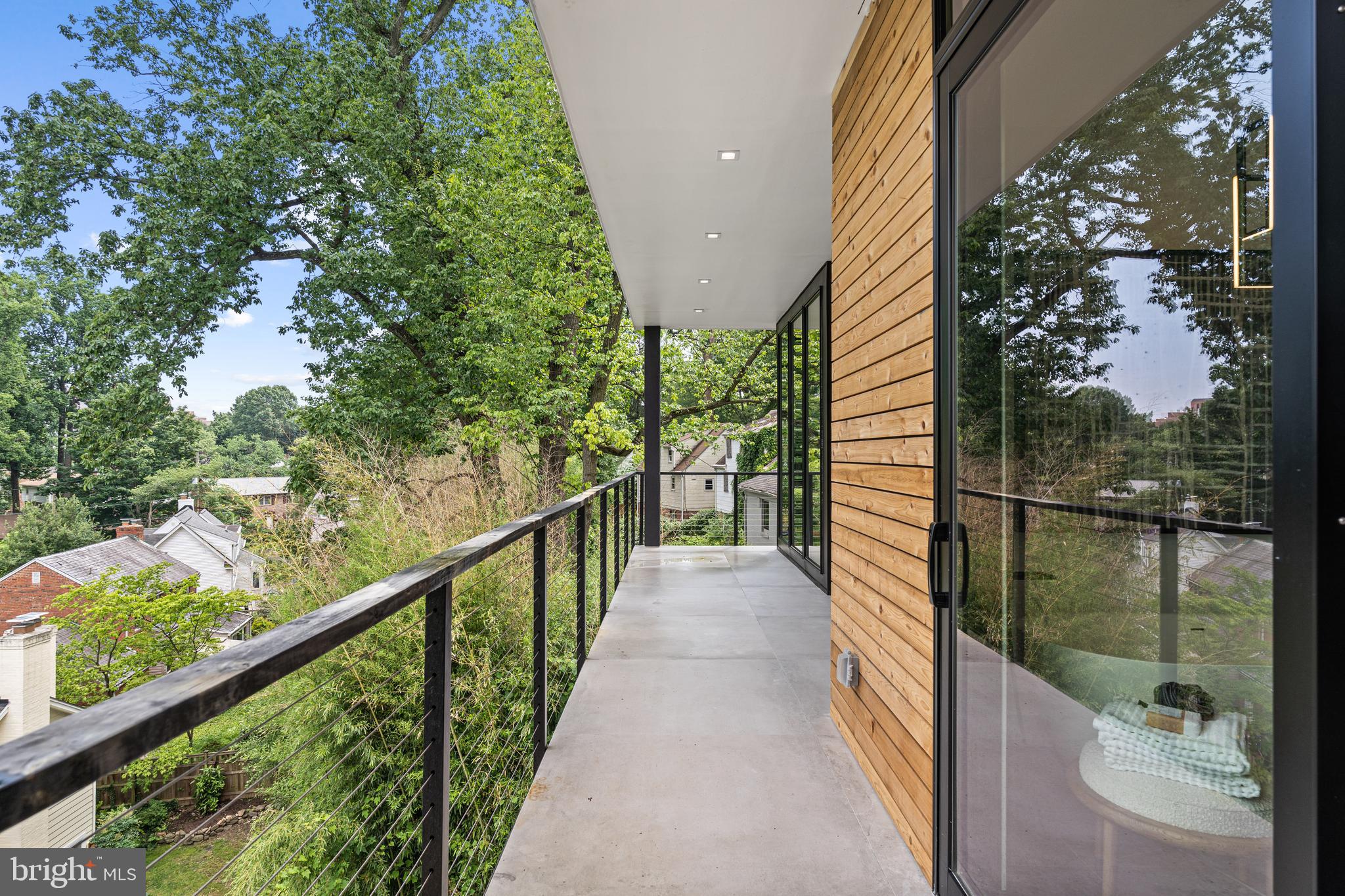 MAPLEWOOD - Residential