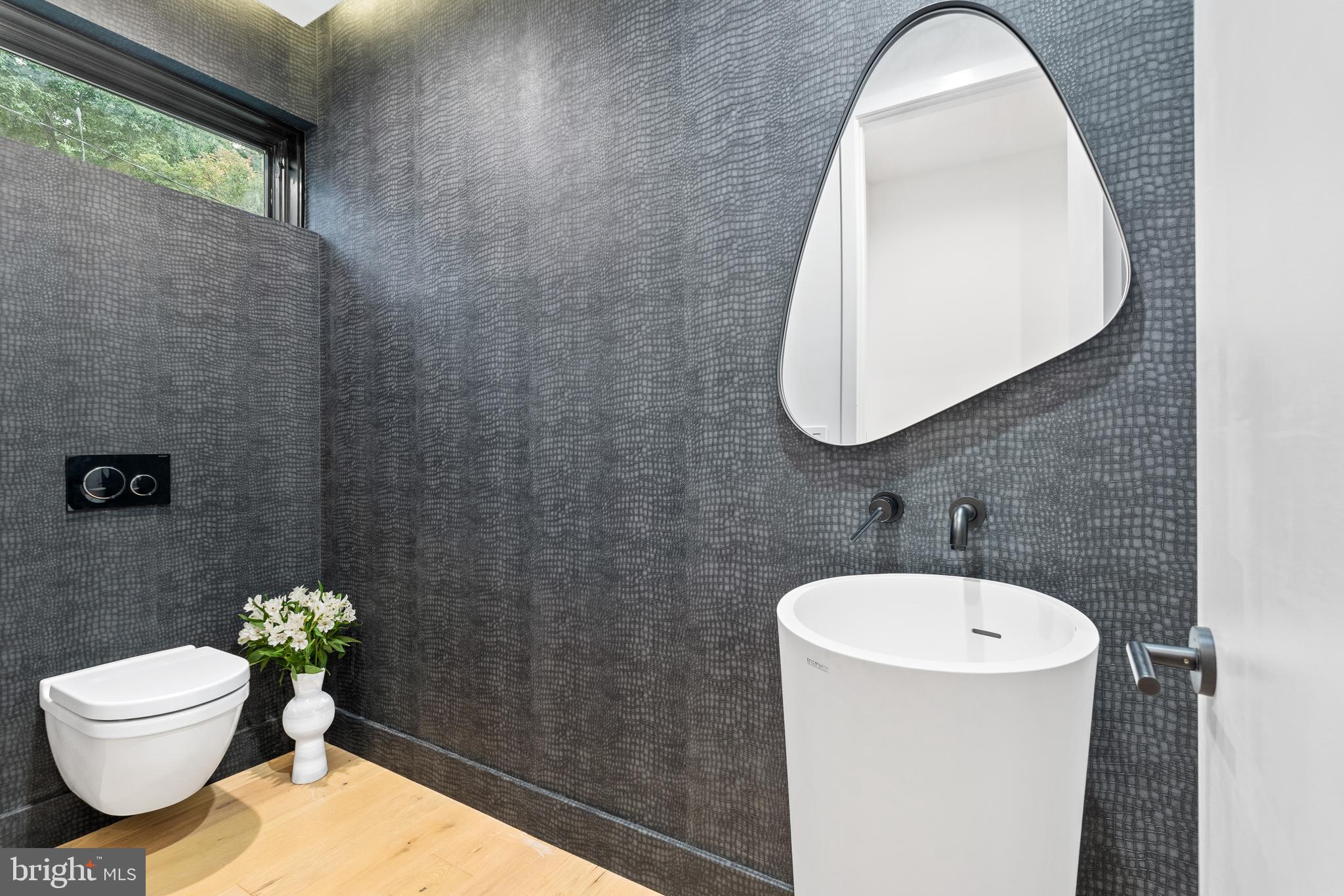 MAPLEWOOD - Residential