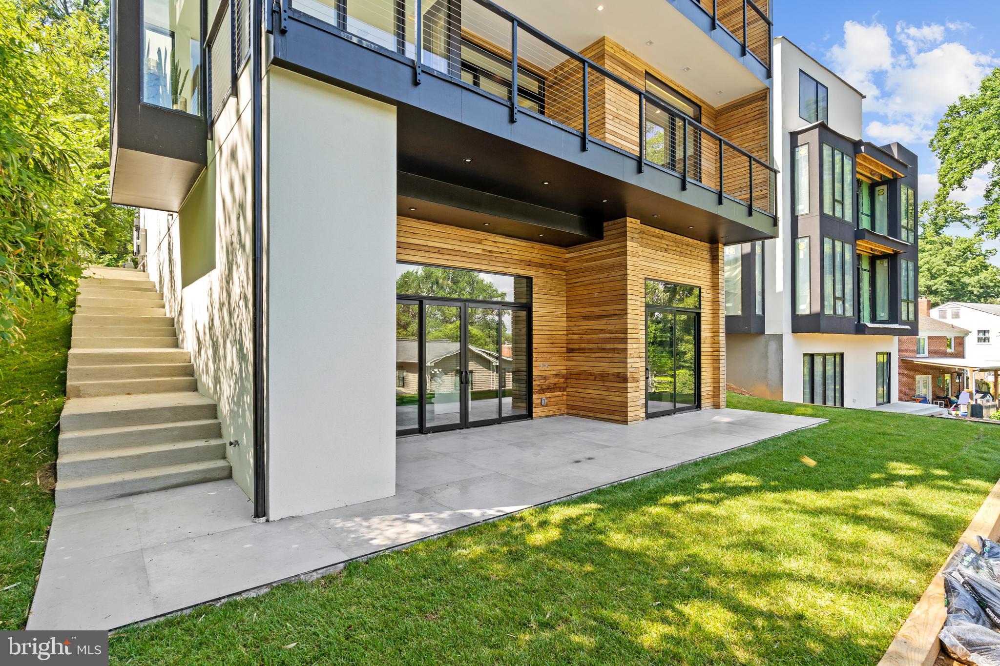 MAPLEWOOD - Residential