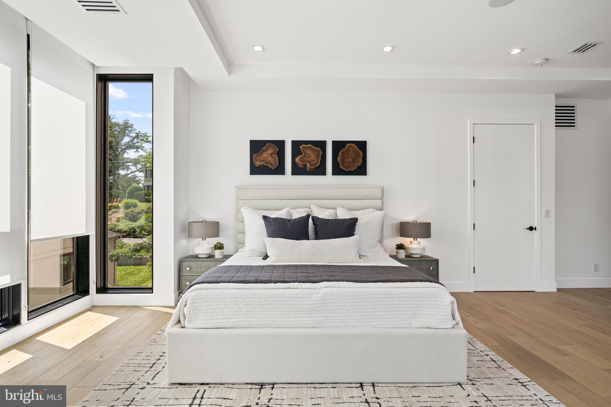 MAPLEWOOD - Residential