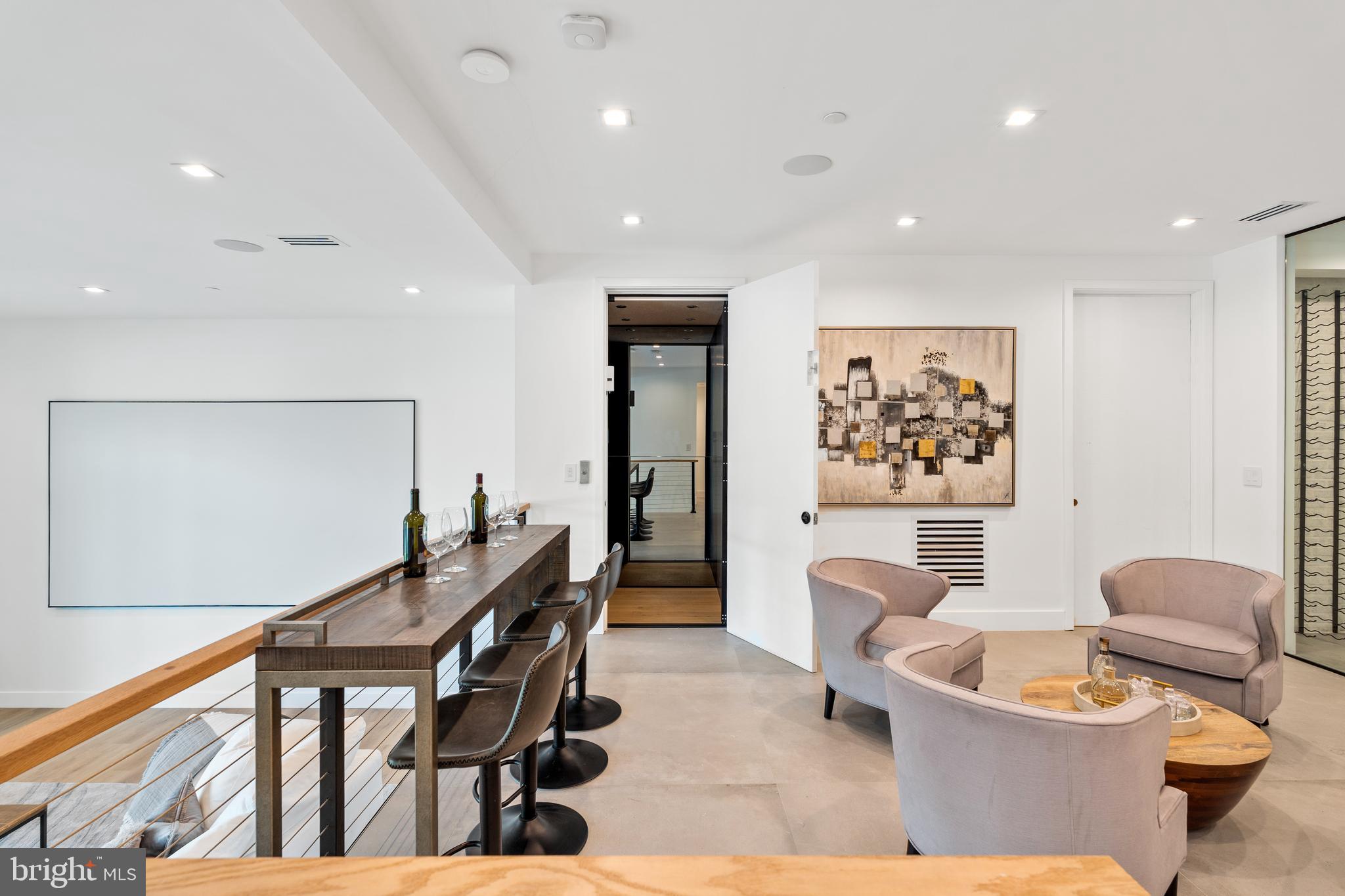 MAPLEWOOD - Residential