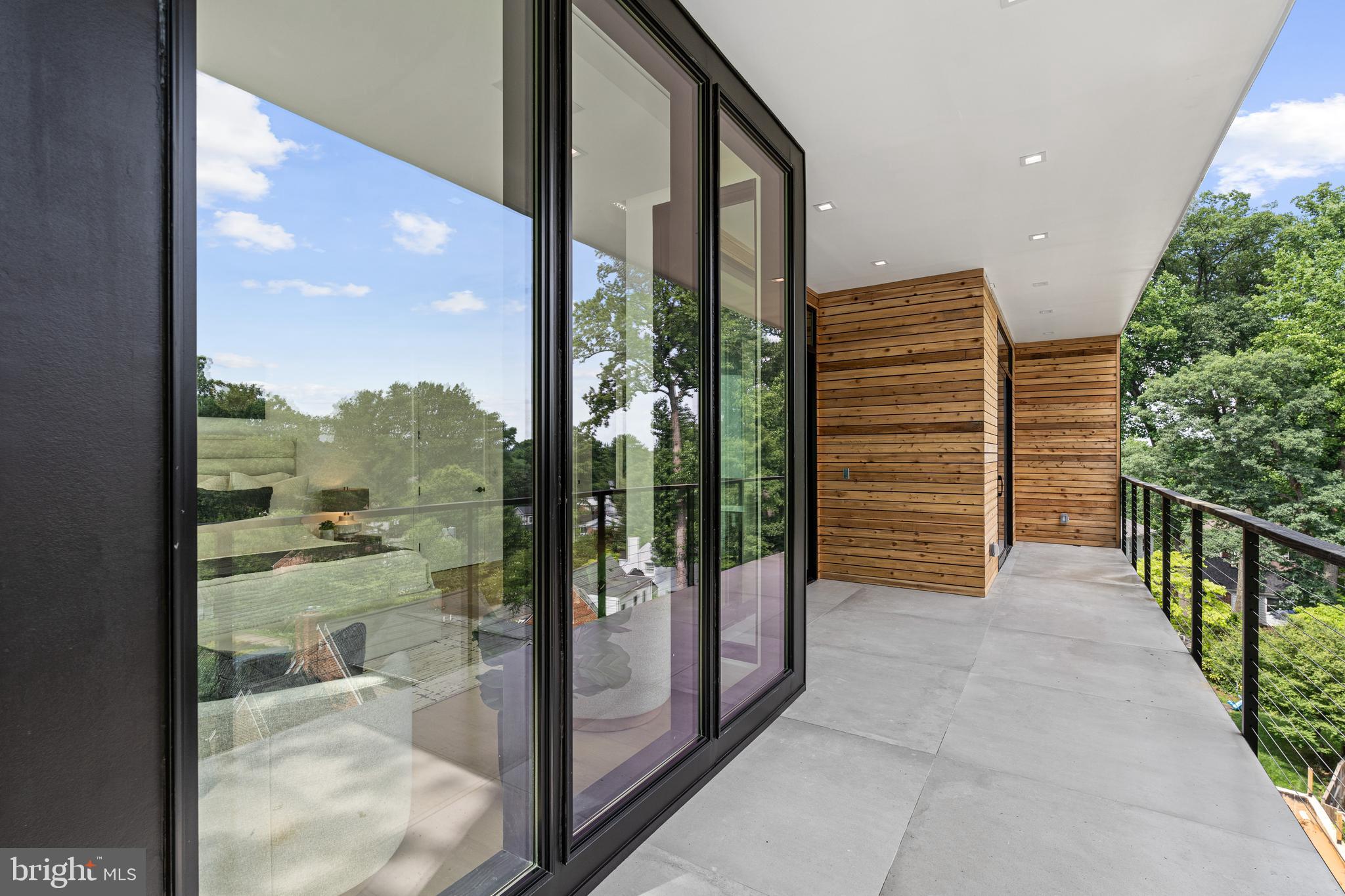 MAPLEWOOD - Residential