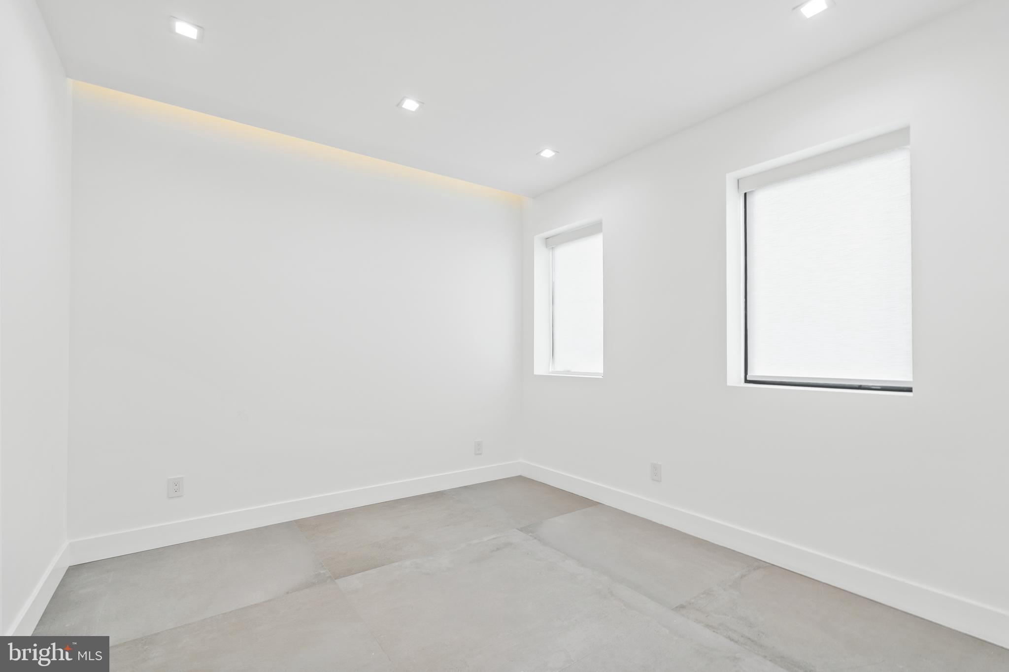 MAPLEWOOD - Residential