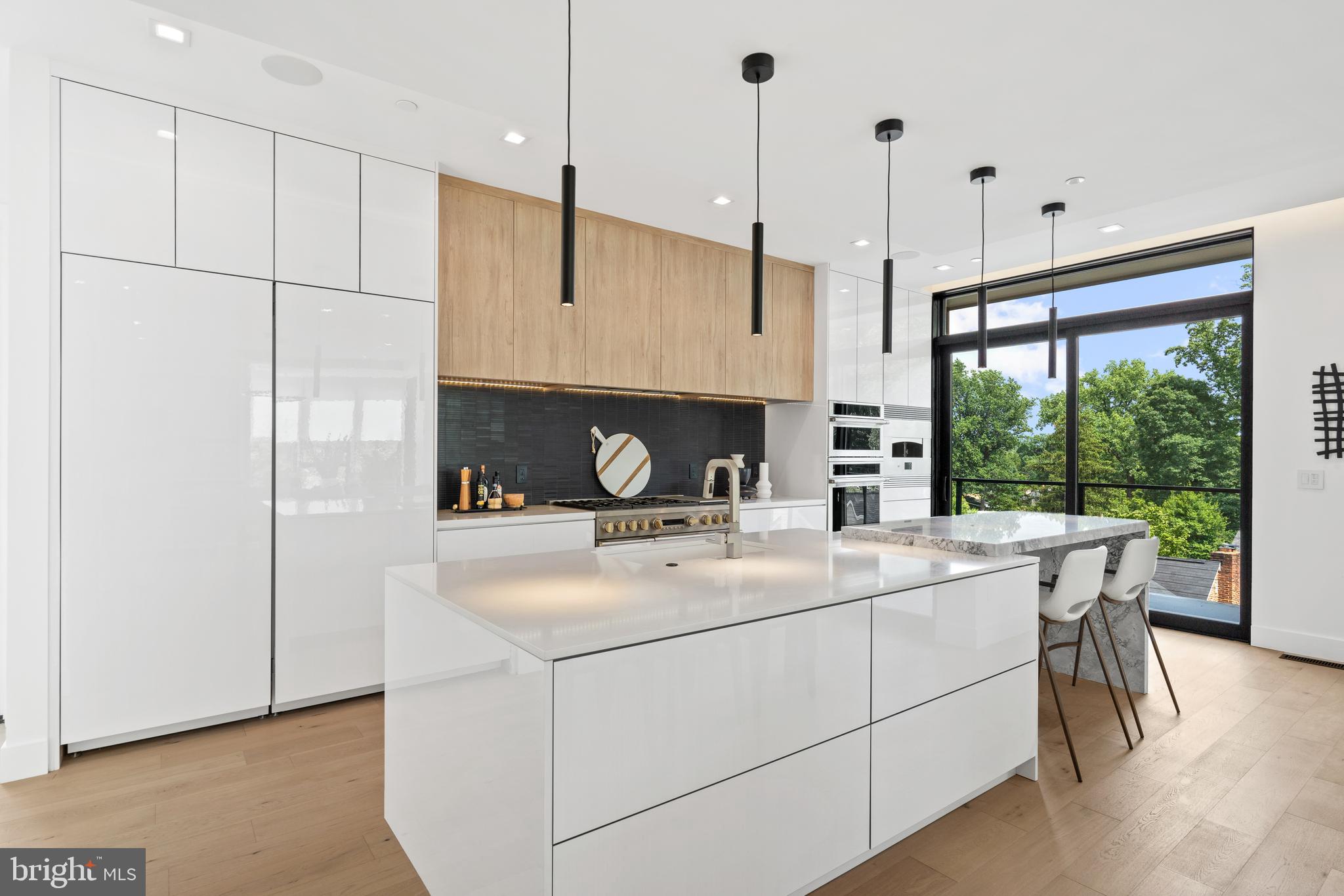 MAPLEWOOD - Residential