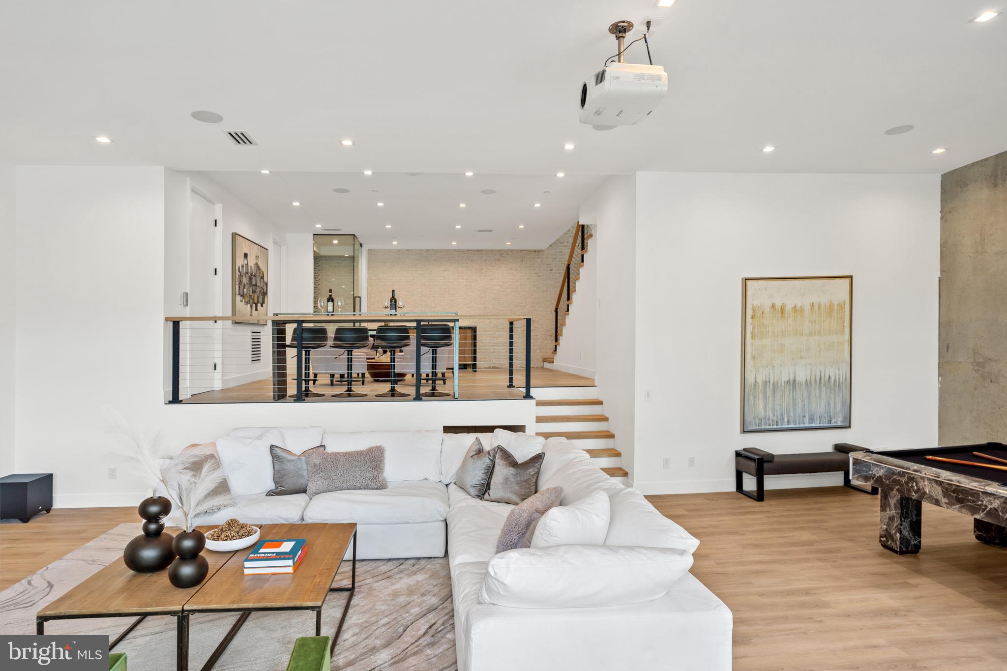 MAPLEWOOD - Residential