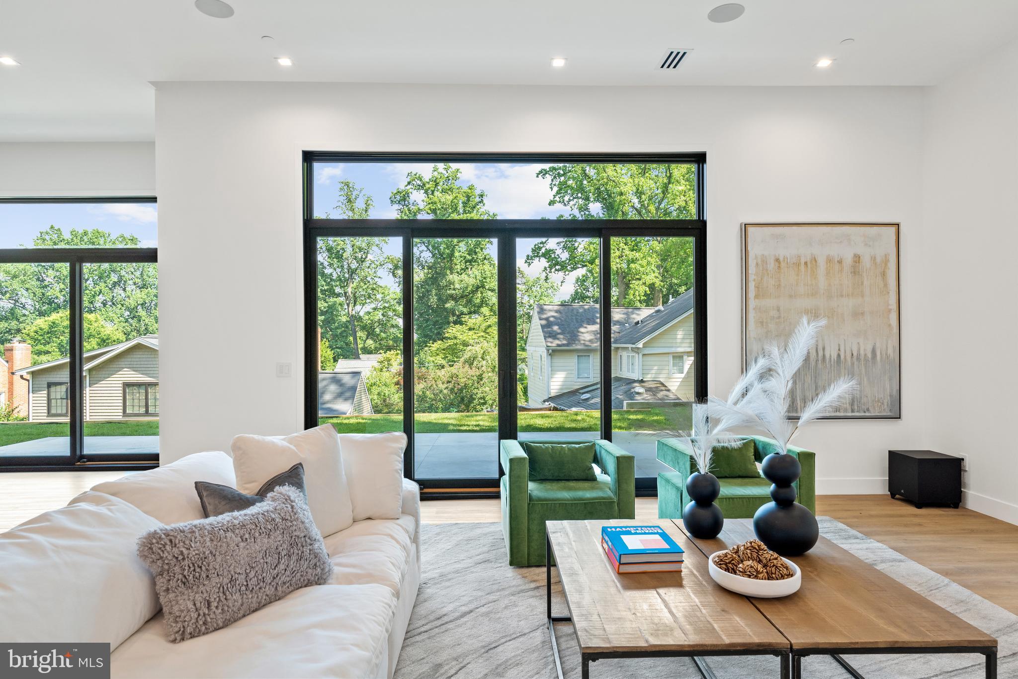 MAPLEWOOD - Residential