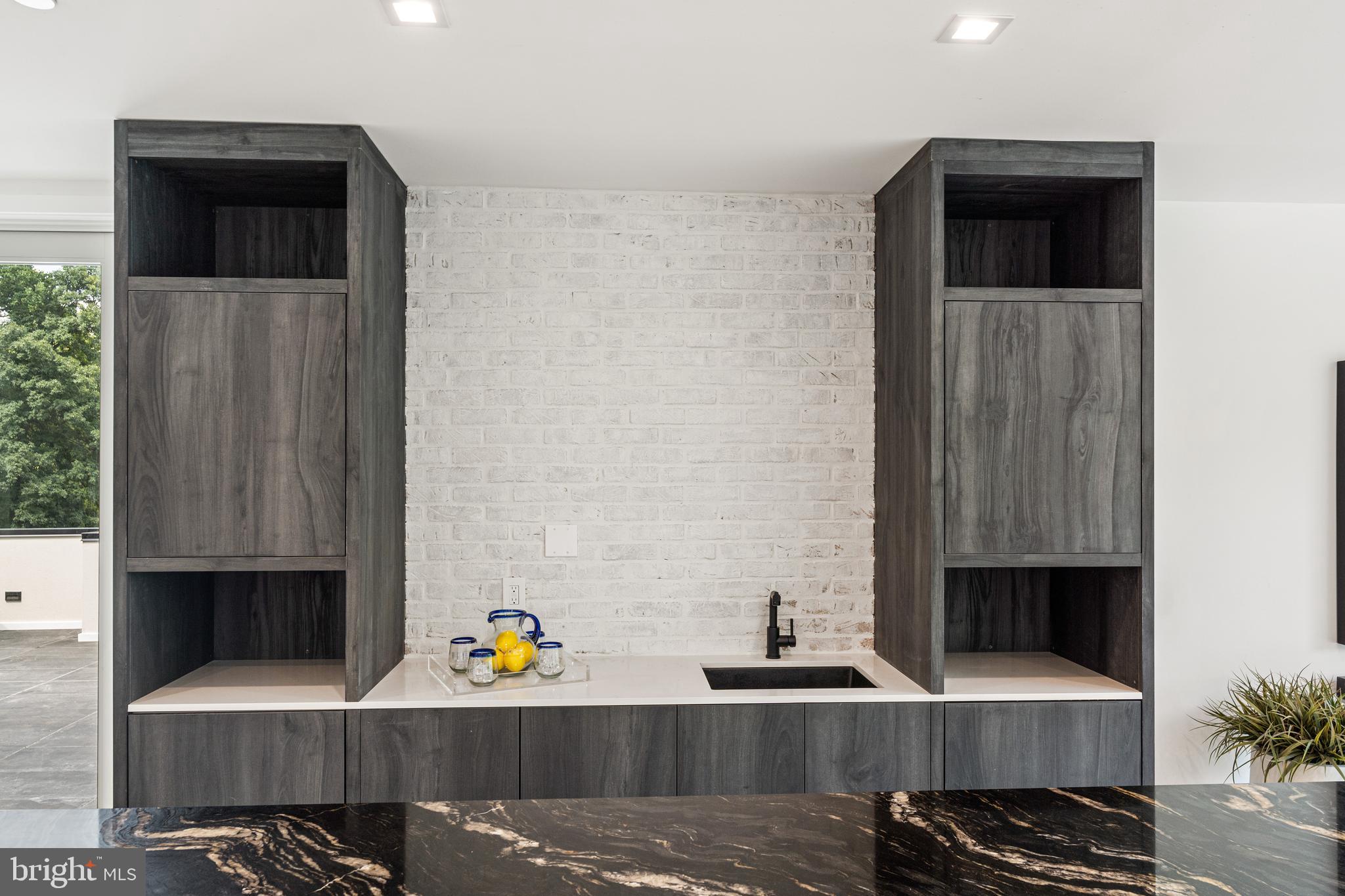 MAPLEWOOD - Residential